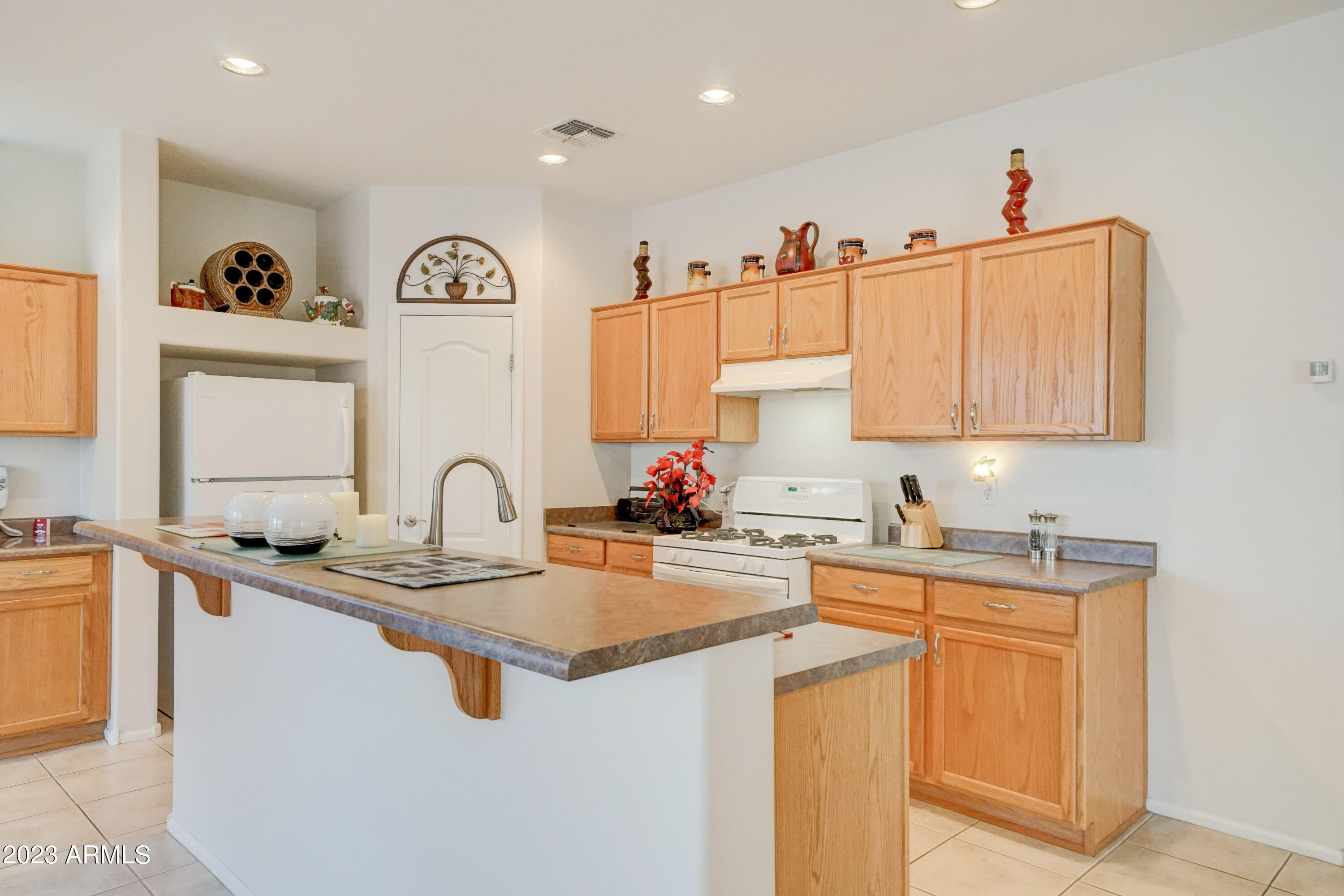 10629 W MELINDA Lane