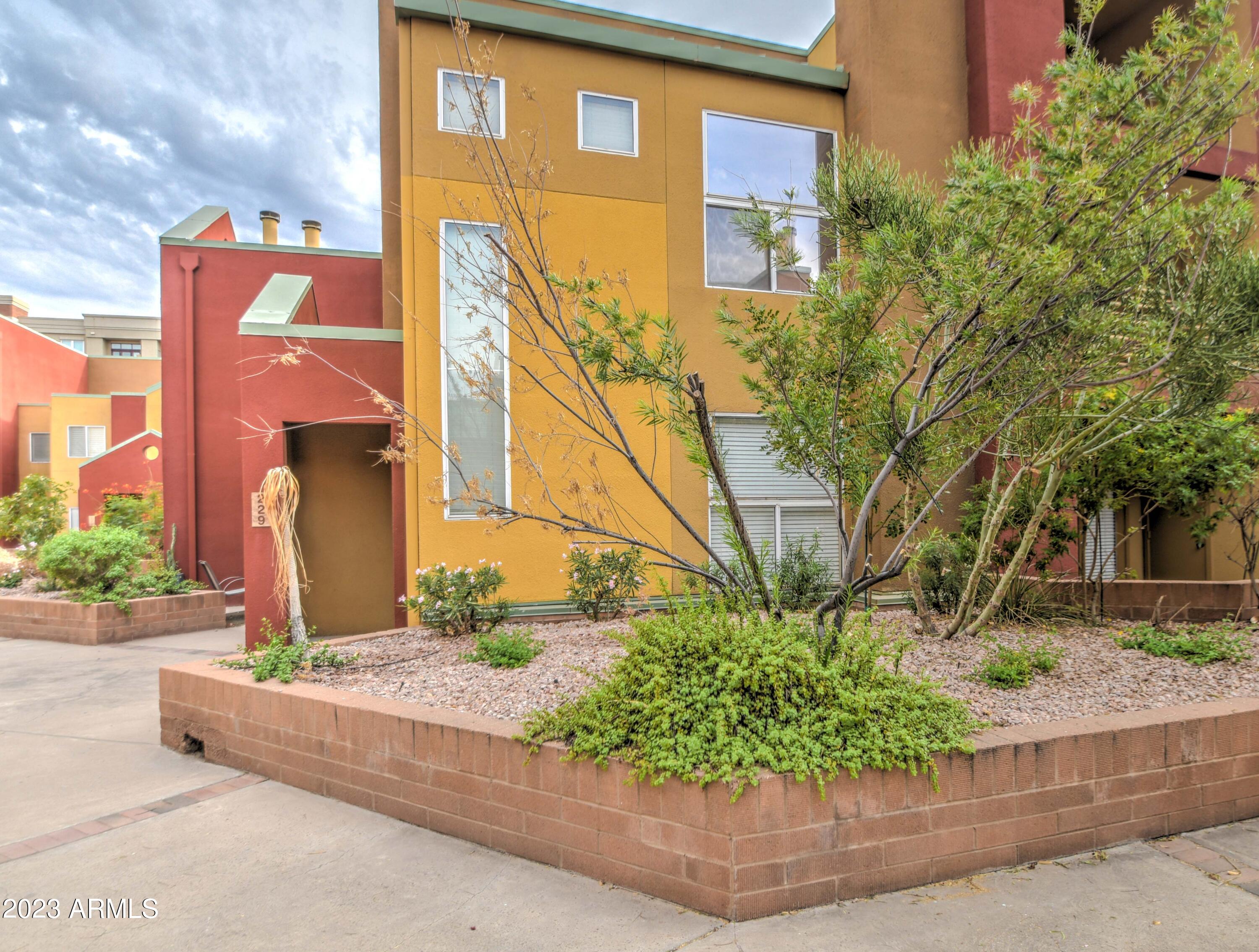 154 W 5TH Street # 229