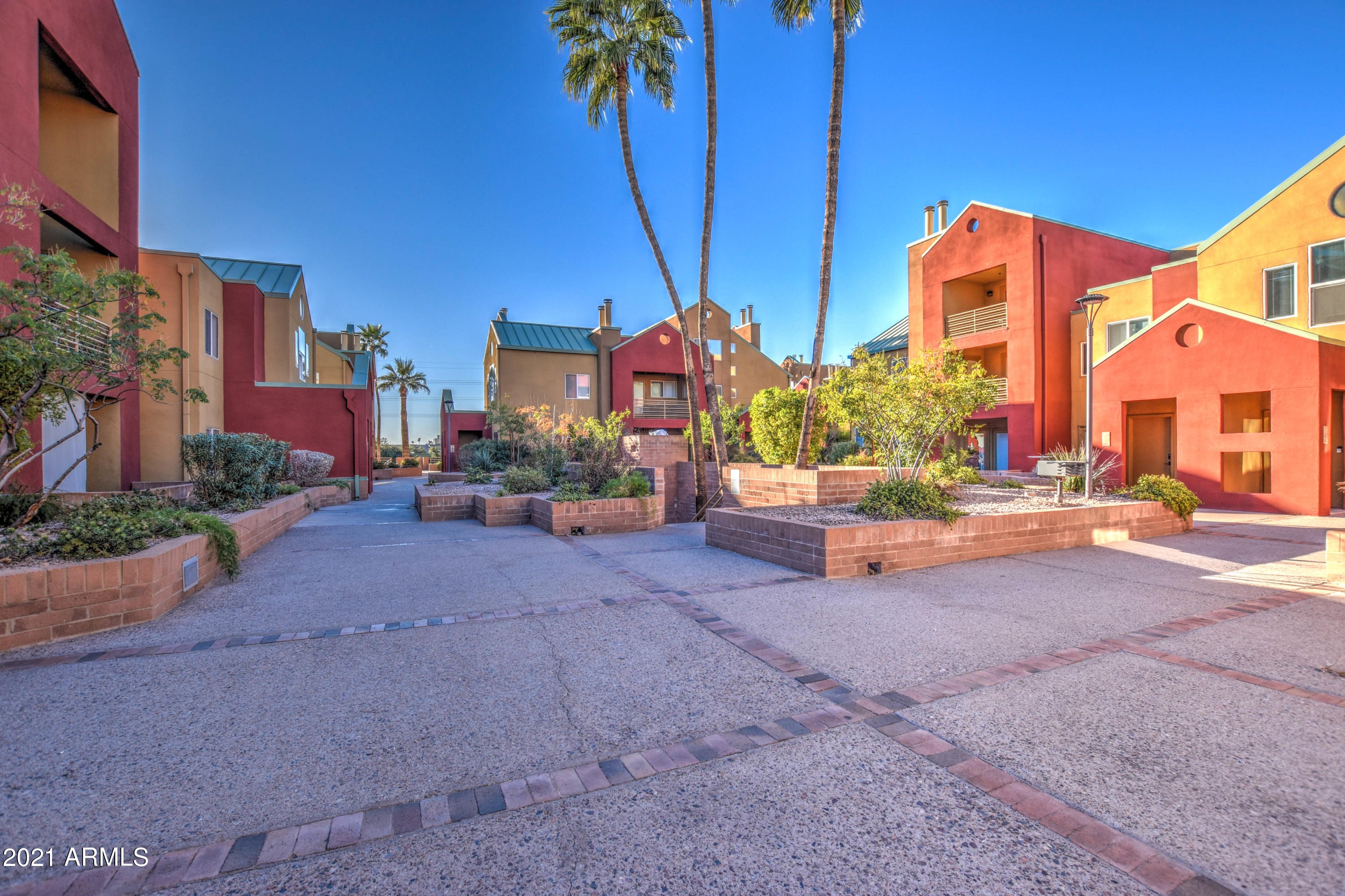 154 W 5TH Street # 229