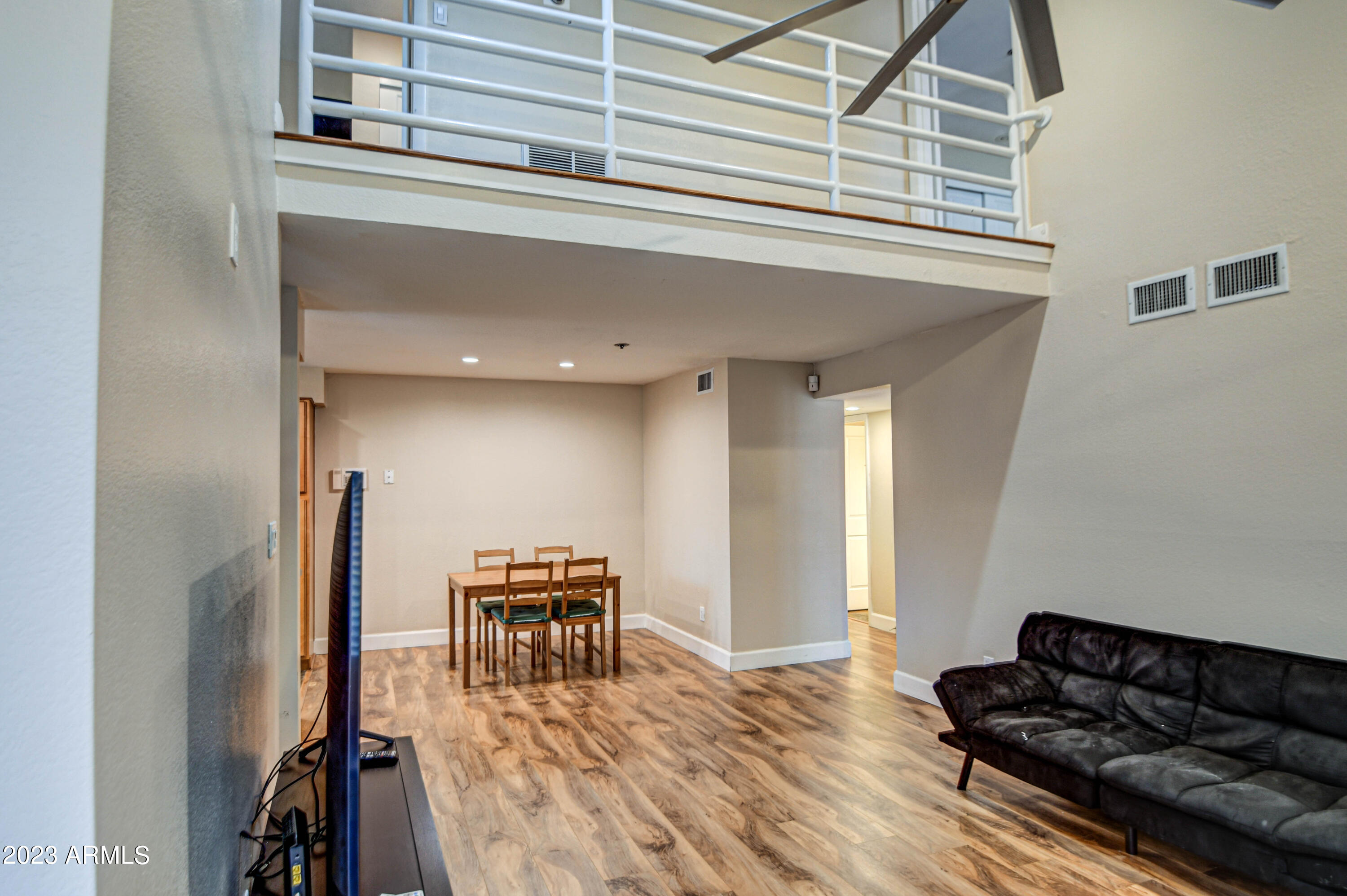 154 W 5TH Street # 229