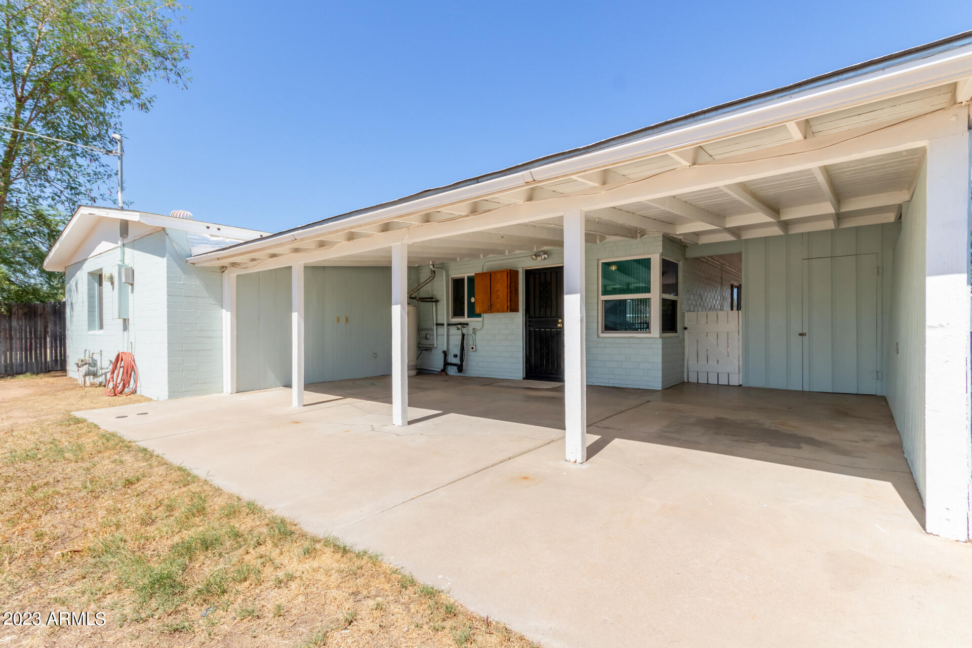 2133 W Mitchell Drive