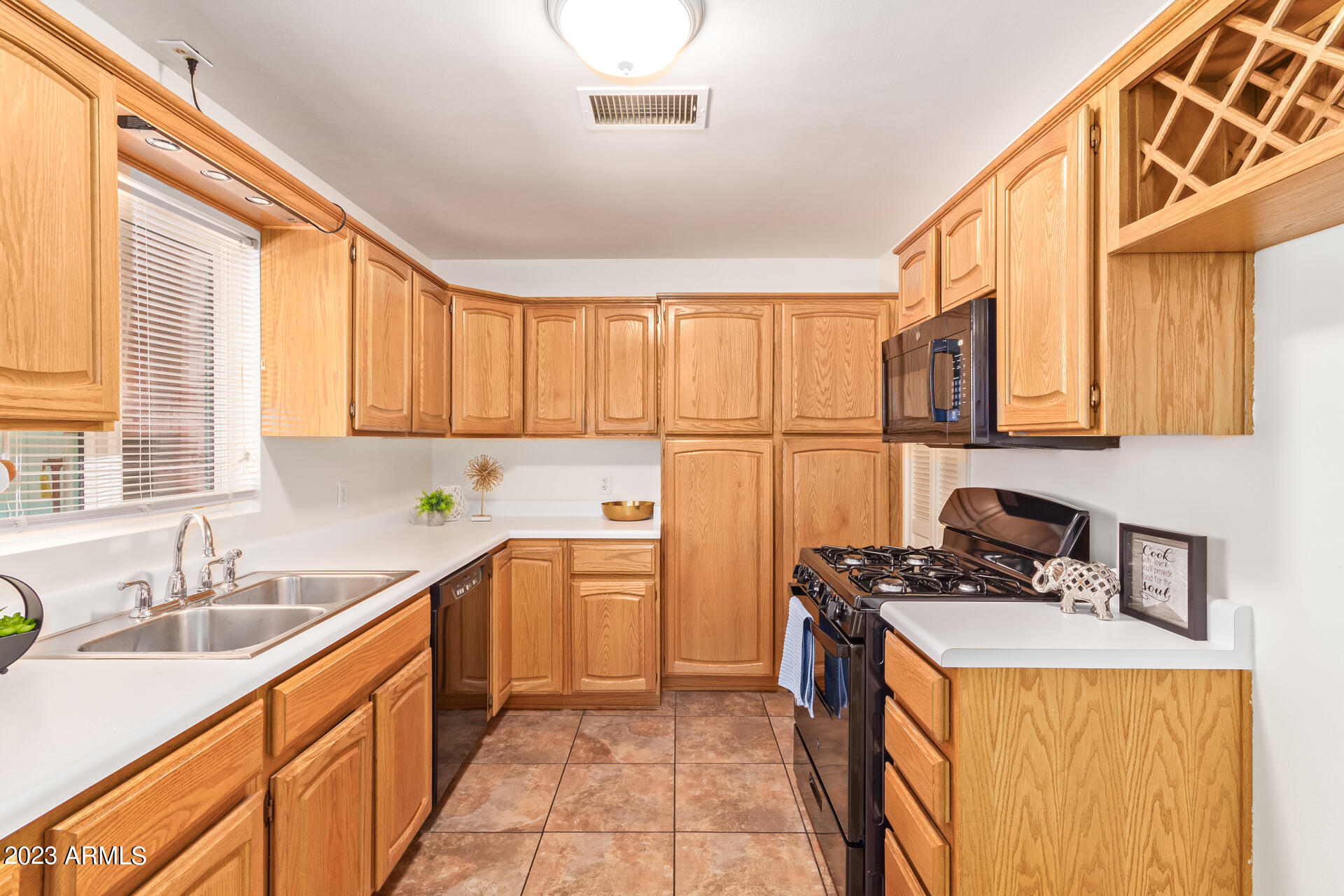 2133 W Mitchell Drive