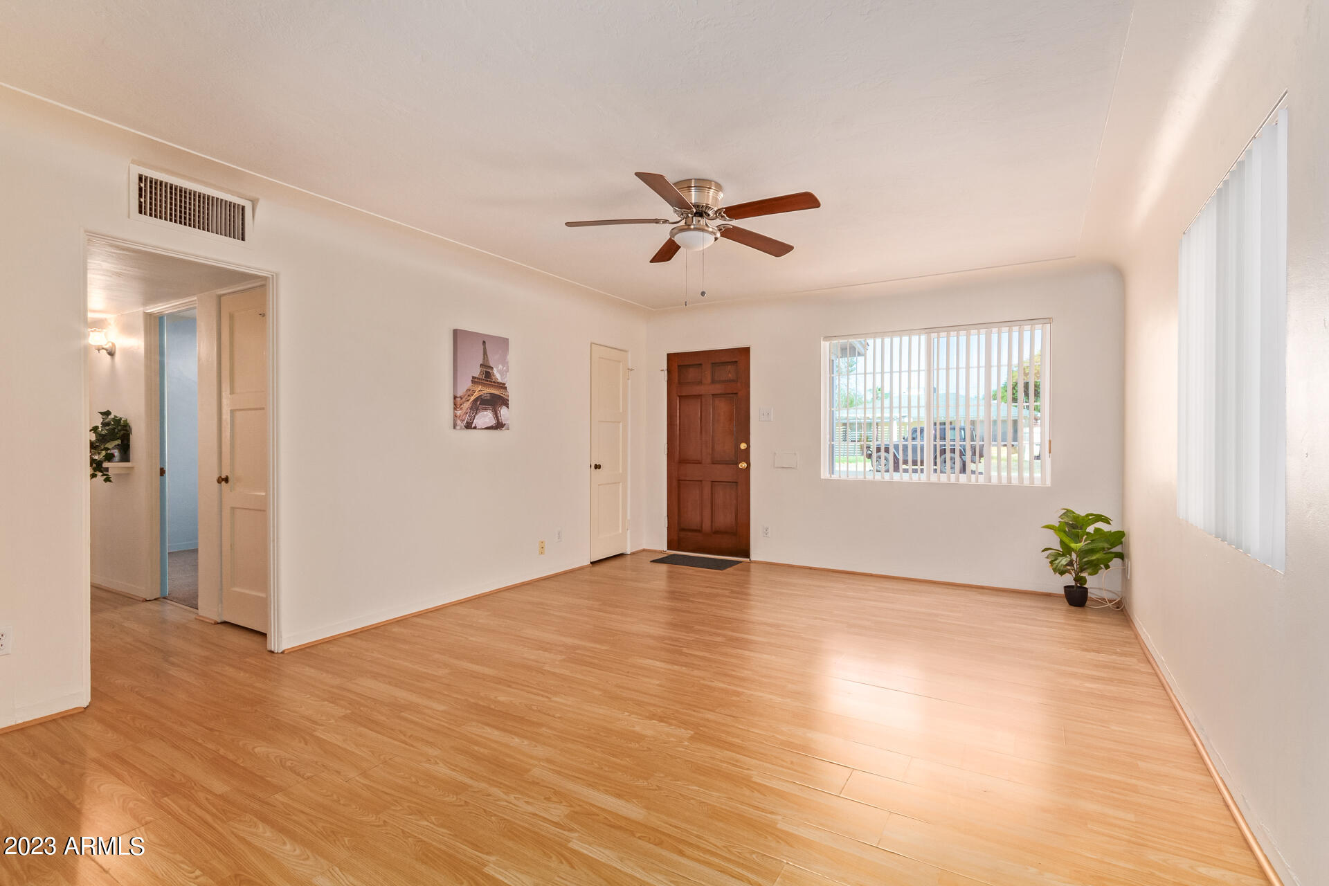 2133 W Mitchell Drive