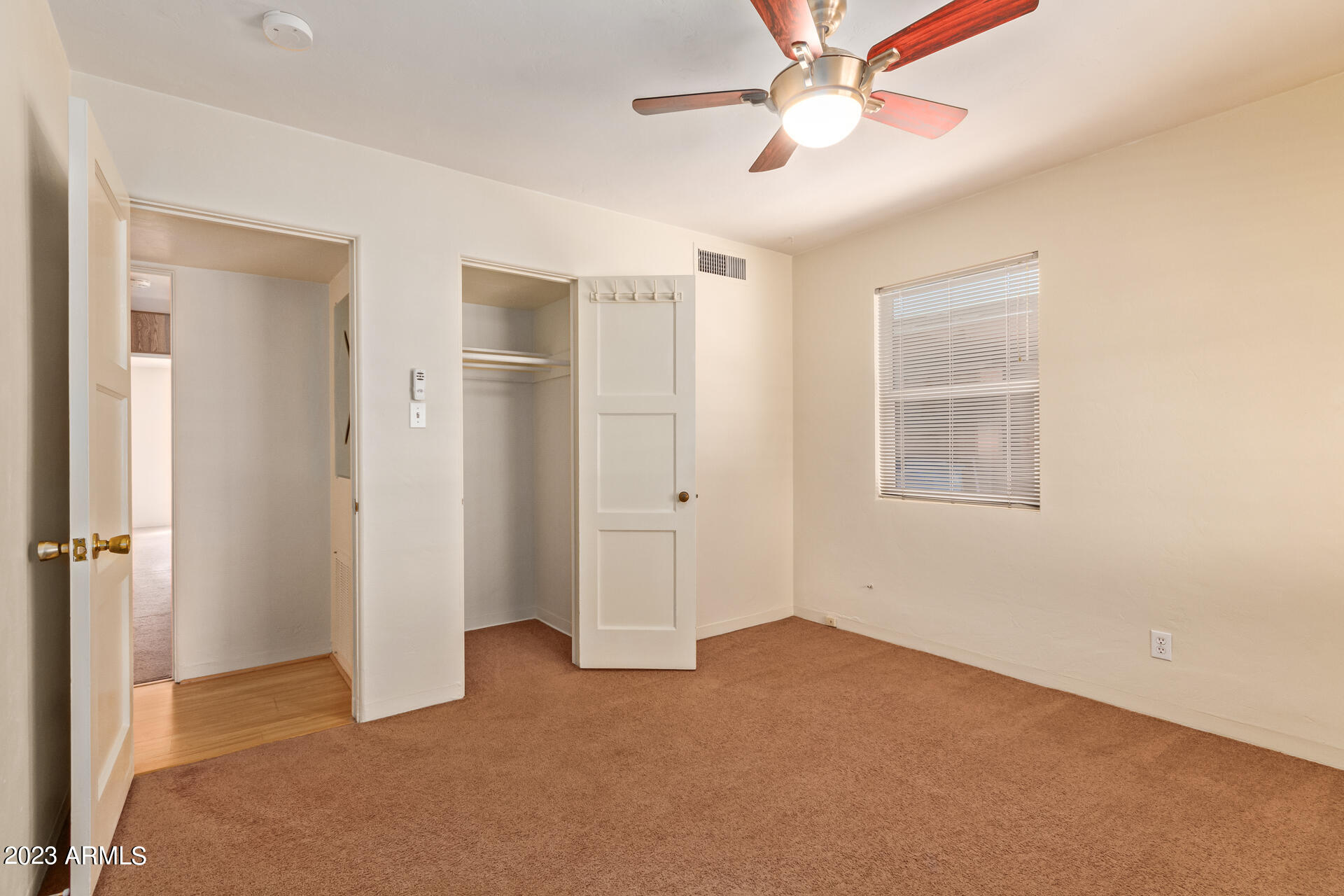 2133 W Mitchell Drive