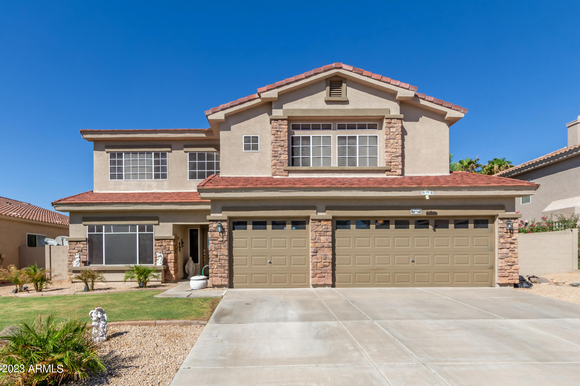 9606 W QUAIL TRACK Drive