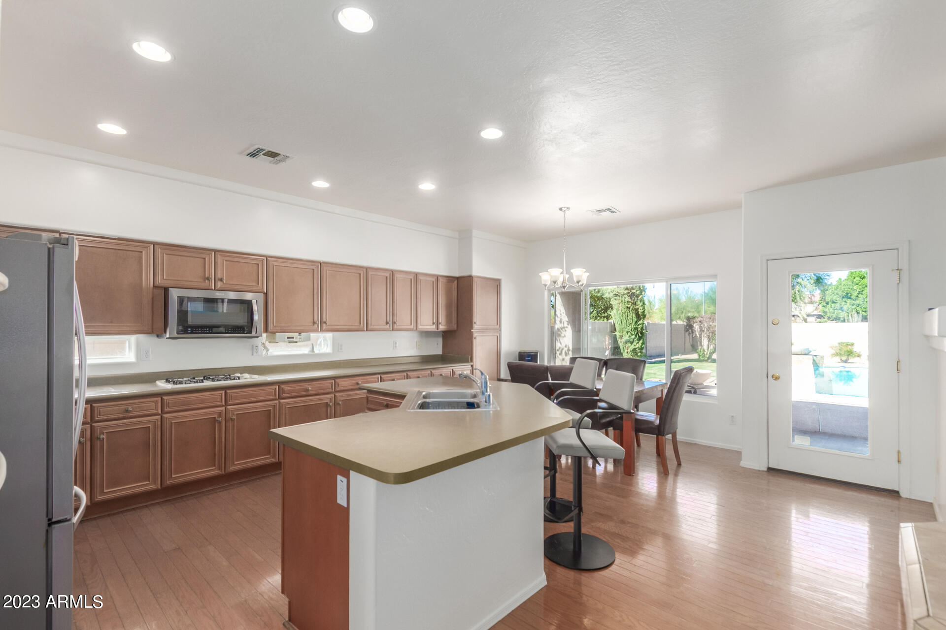 9606 W QUAIL TRACK Drive
