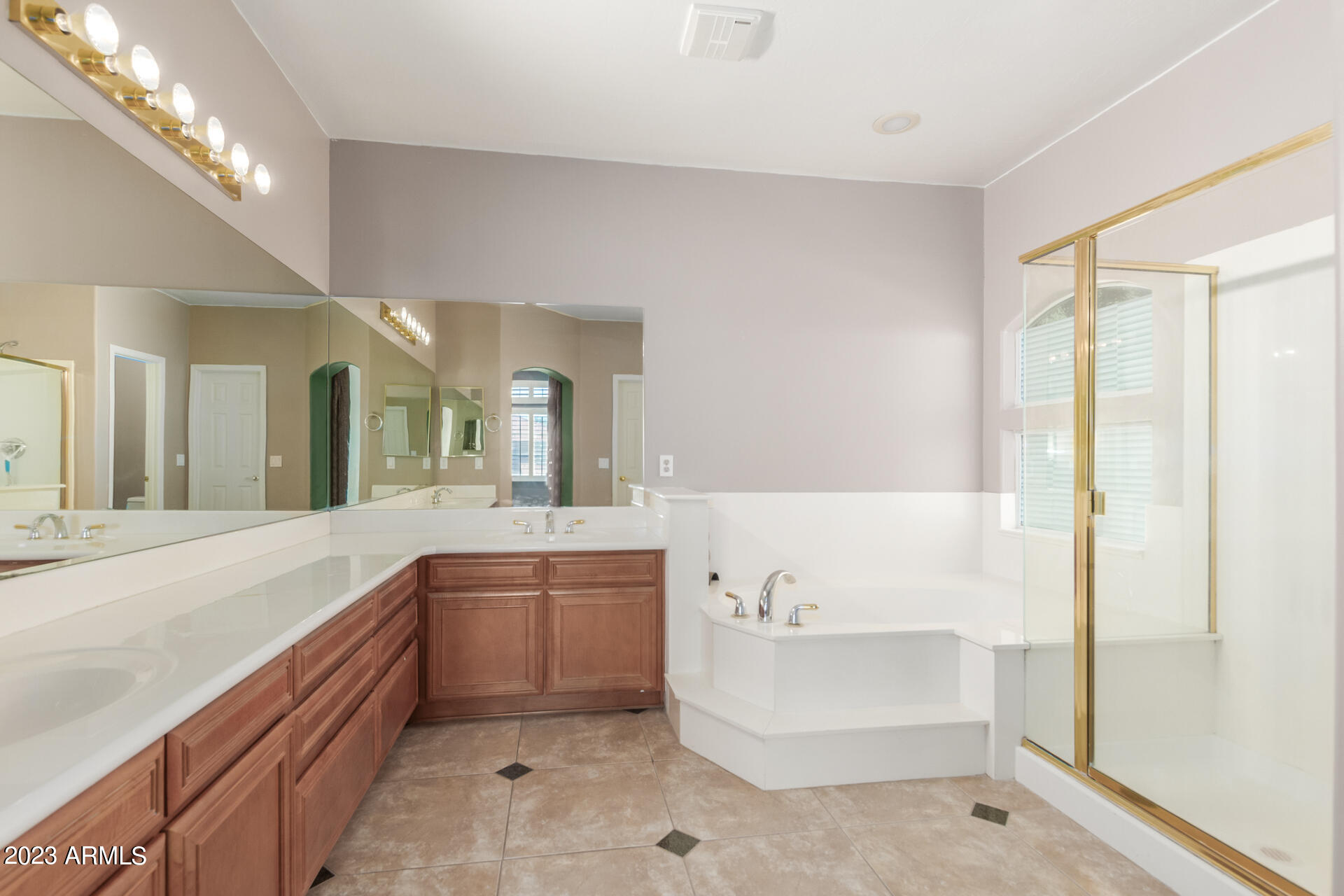 9606 W QUAIL TRACK Drive