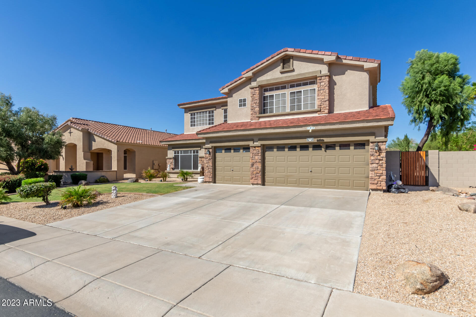 9606 W QUAIL TRACK Drive