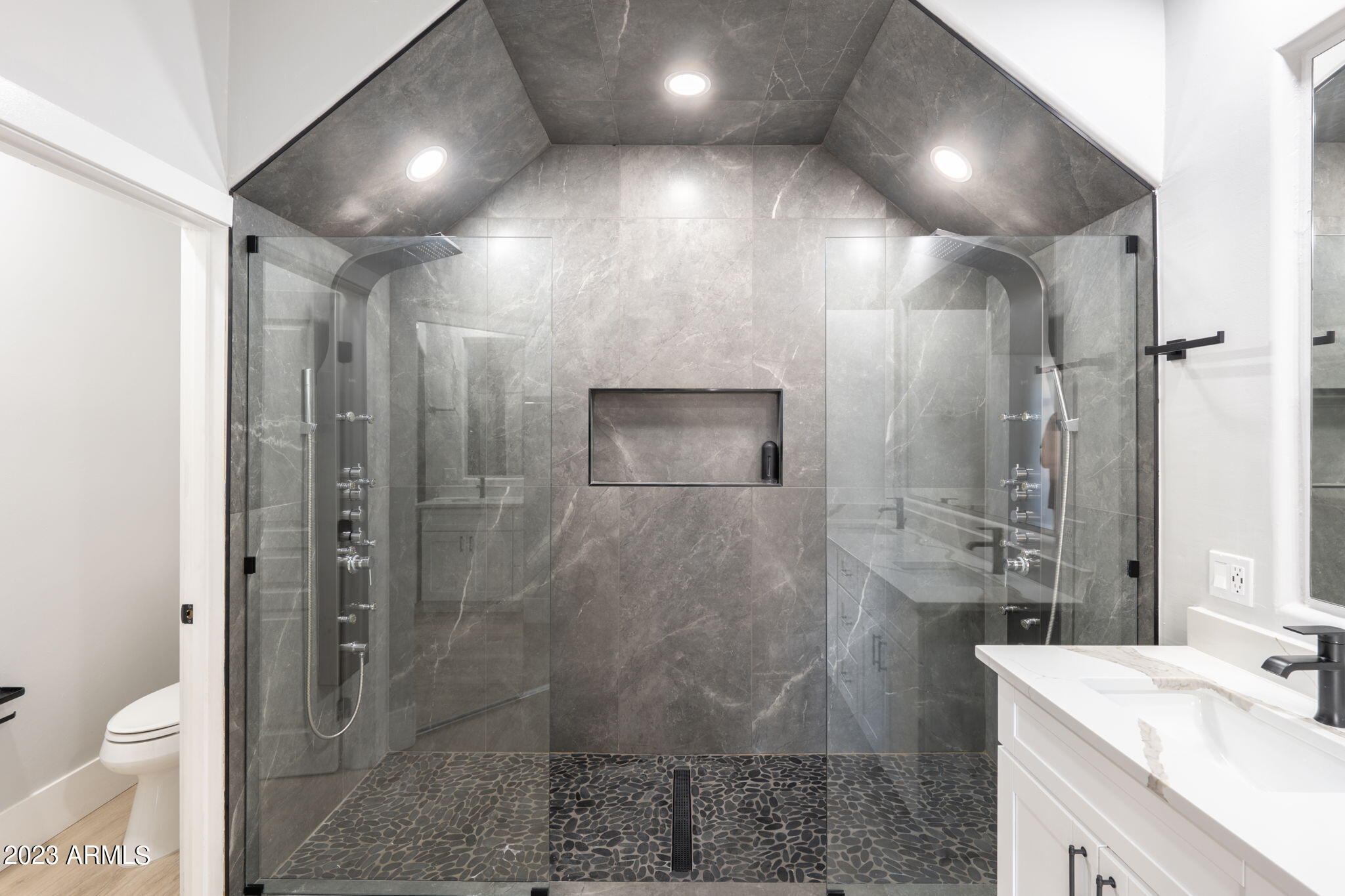 14450 N THOMPSON PEAK Parkway # 205
