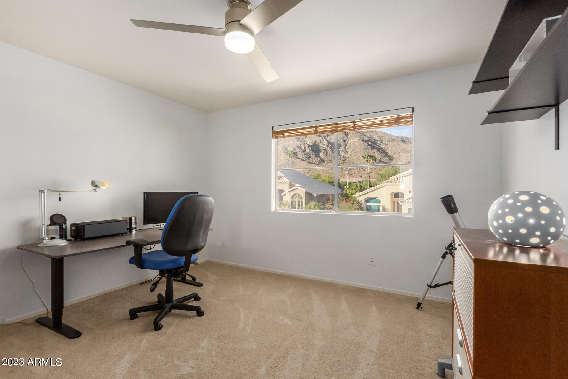 1027 E MOUNTAIN SAGE Drive