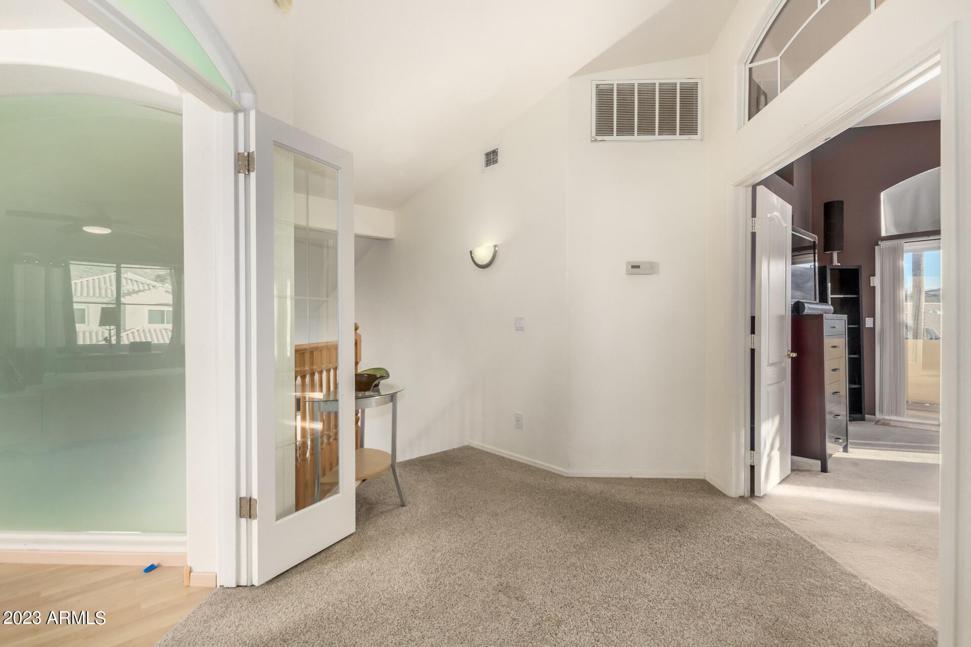 1027 E MOUNTAIN SAGE Drive
