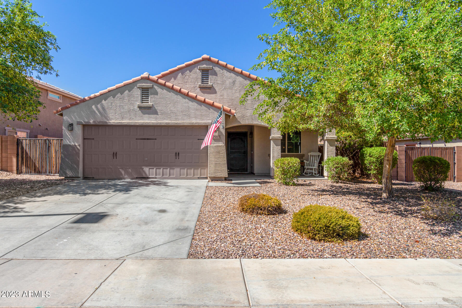 7912 S ABBEY Lane