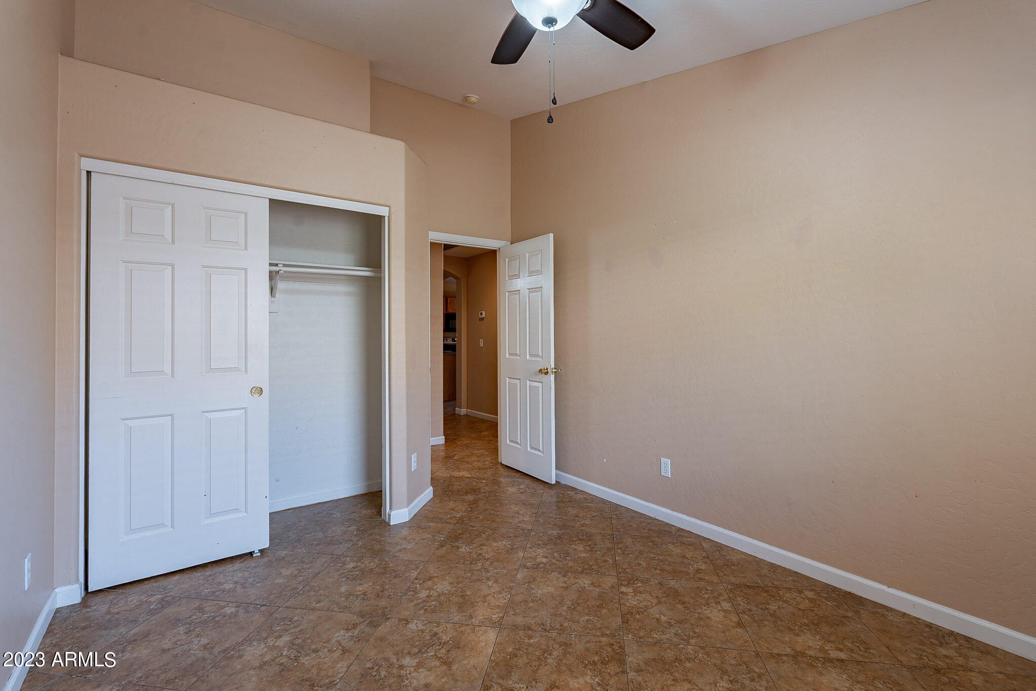 3344 E ORIOLE Drive