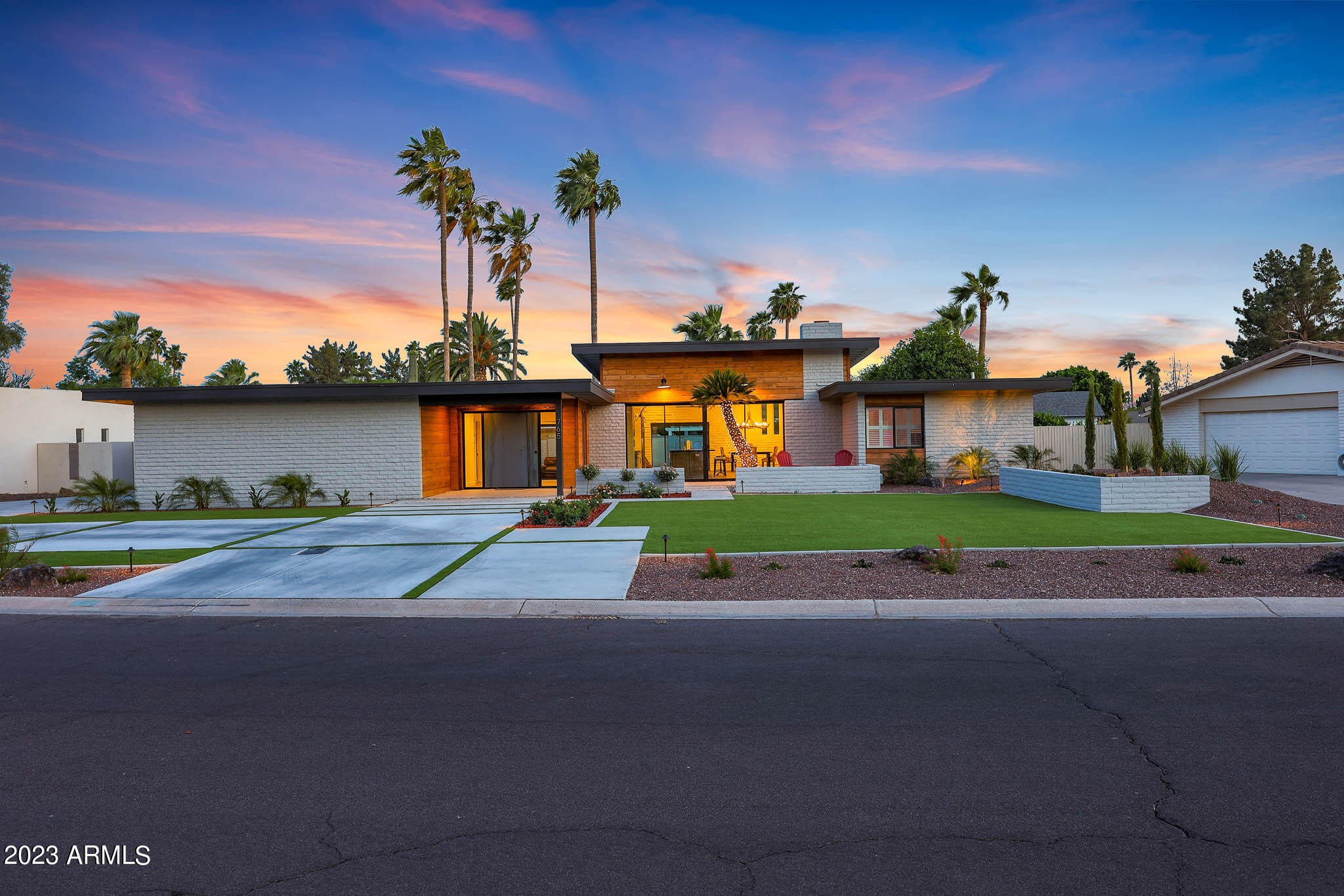 765 N VILLA NUEVA Drive