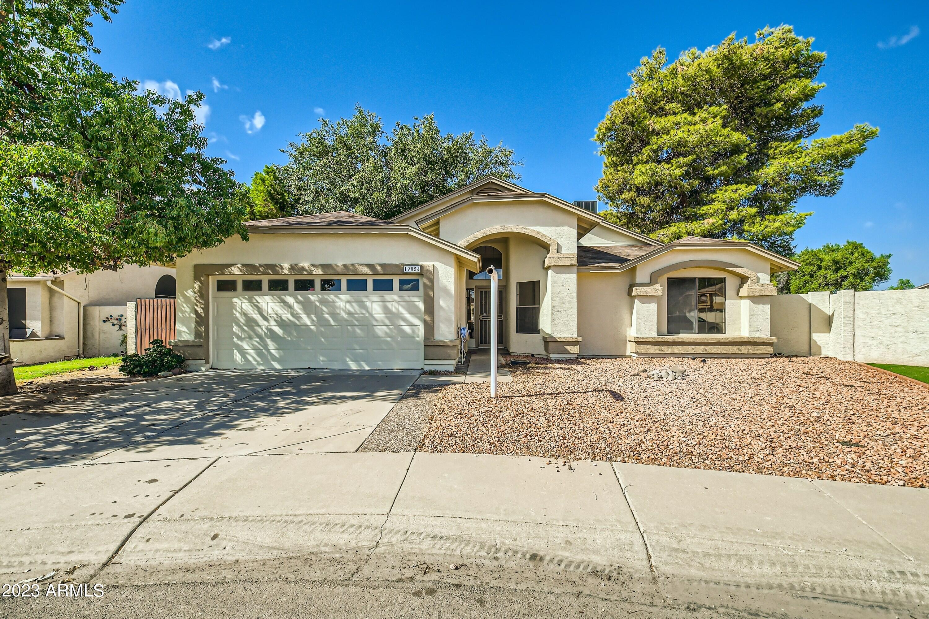 19854 N 44TH Drive