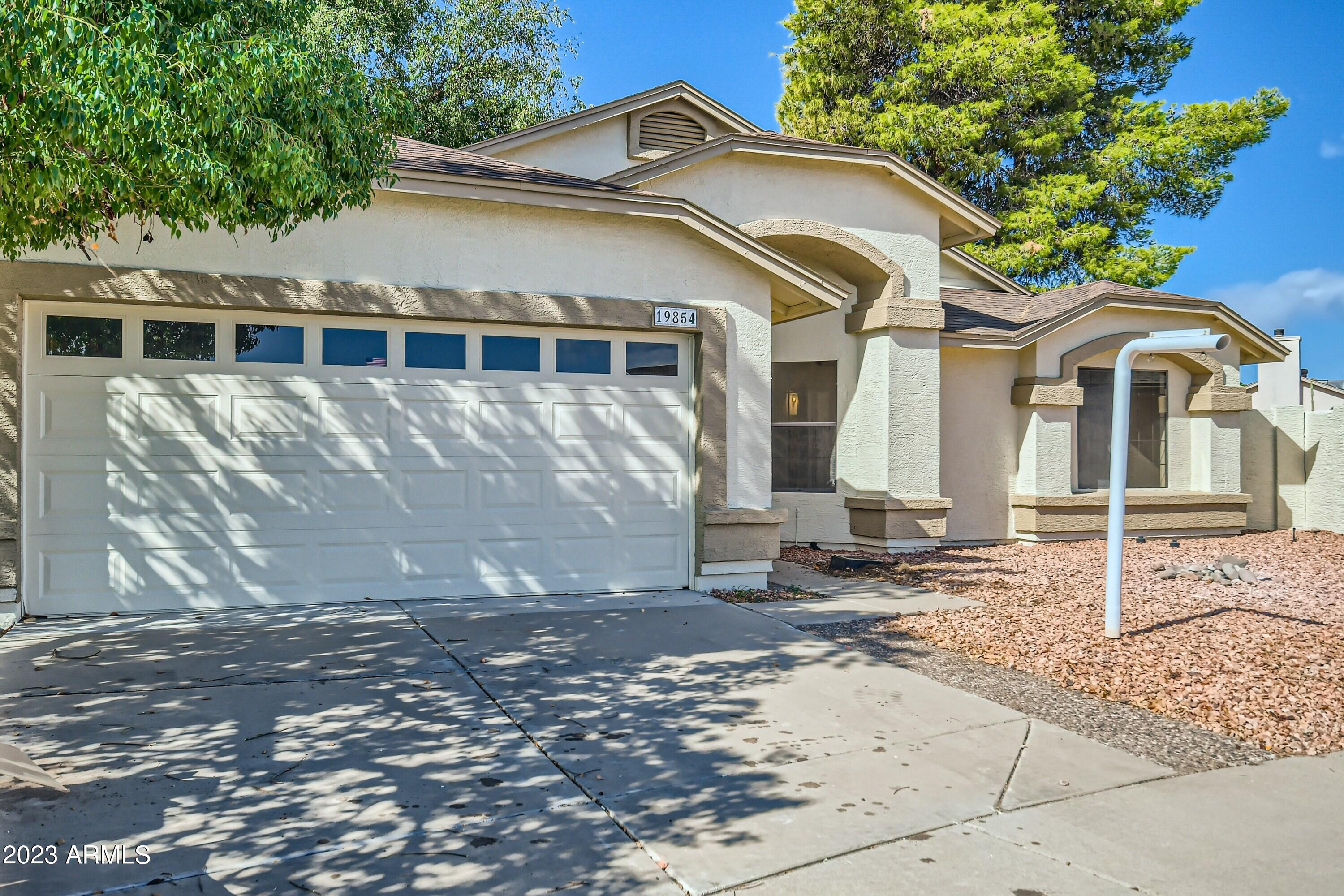 19854 N 44TH Drive