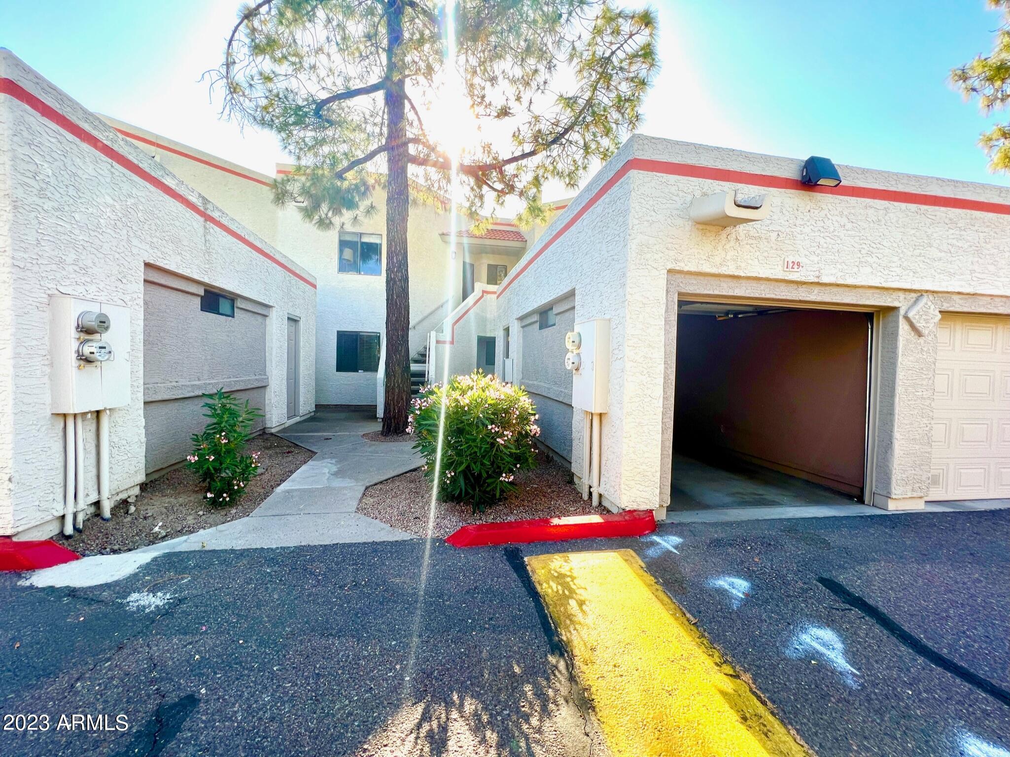 985 N GRANITE REEF Road # 129