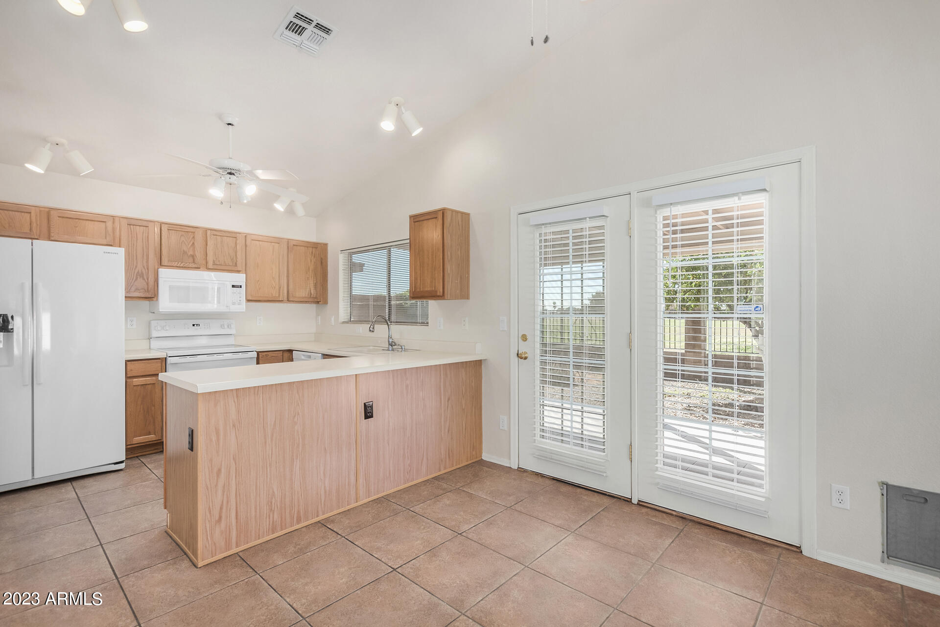 10935 W RUTH Avenue SW