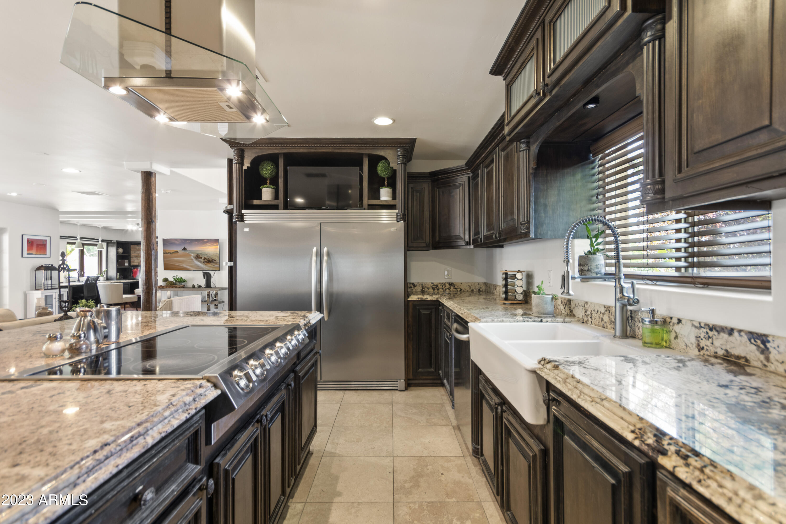 1249 W PALO VERDE Drive