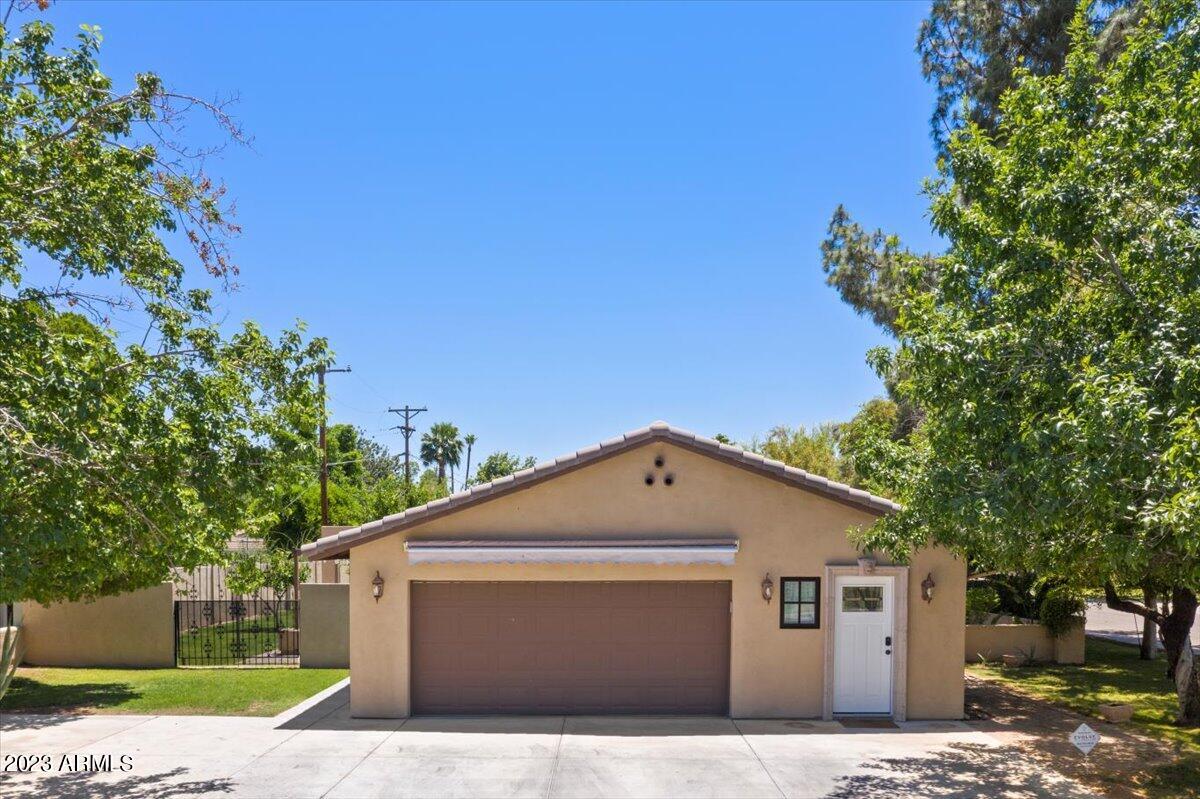 1249 W PALO VERDE Drive
