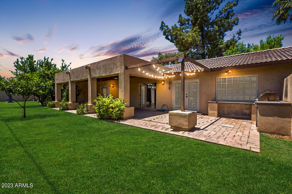 1249 W PALO VERDE Drive