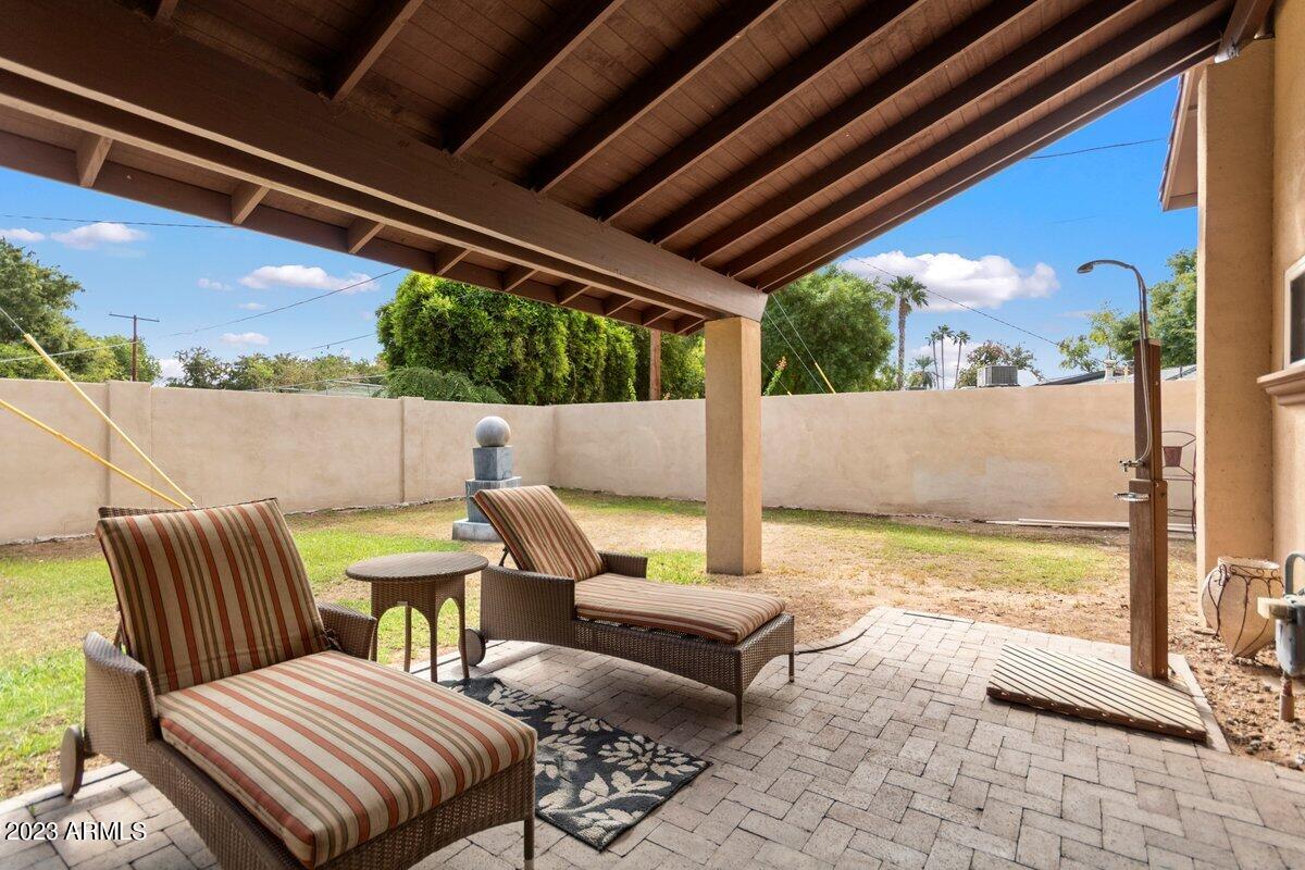 1249 W PALO VERDE Drive