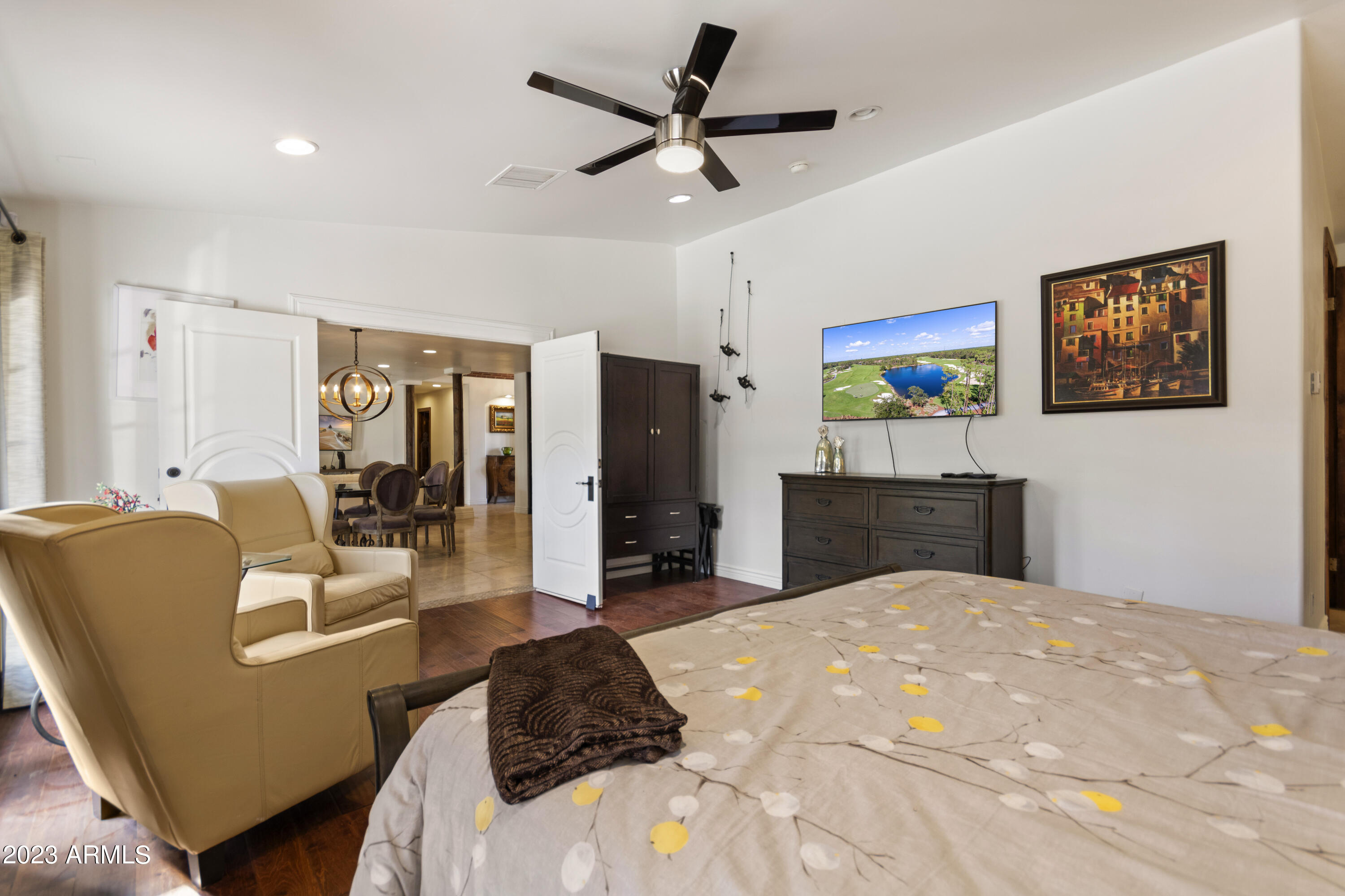 1249 W PALO VERDE Drive