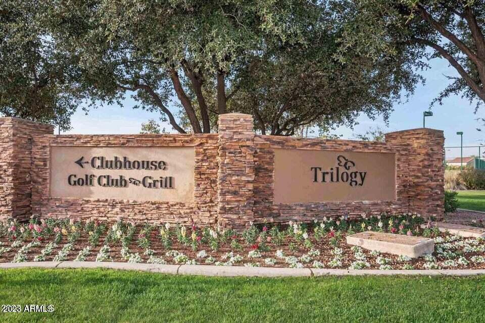 5121 S Ranger Trail