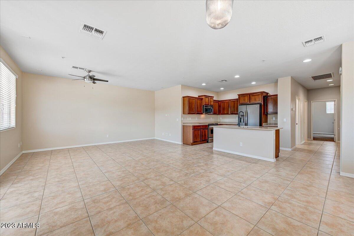 2134 W TALLGRASS Trail # 215