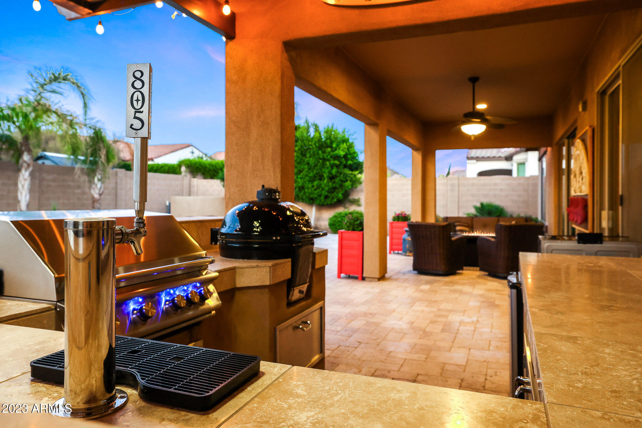 7052 E IVYGLEN Circle