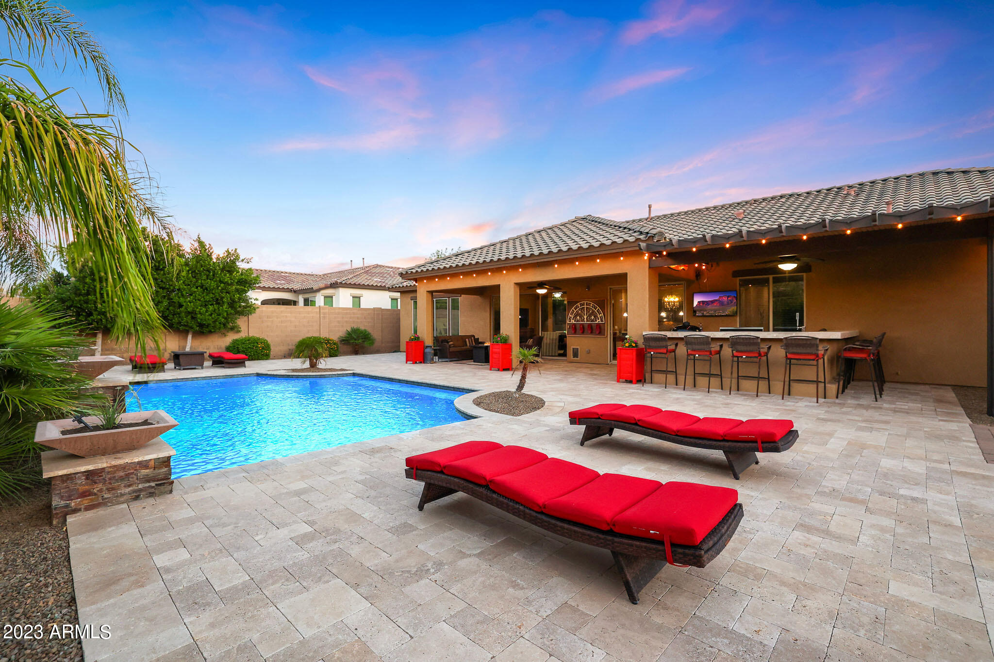 7052 E IVYGLEN Circle