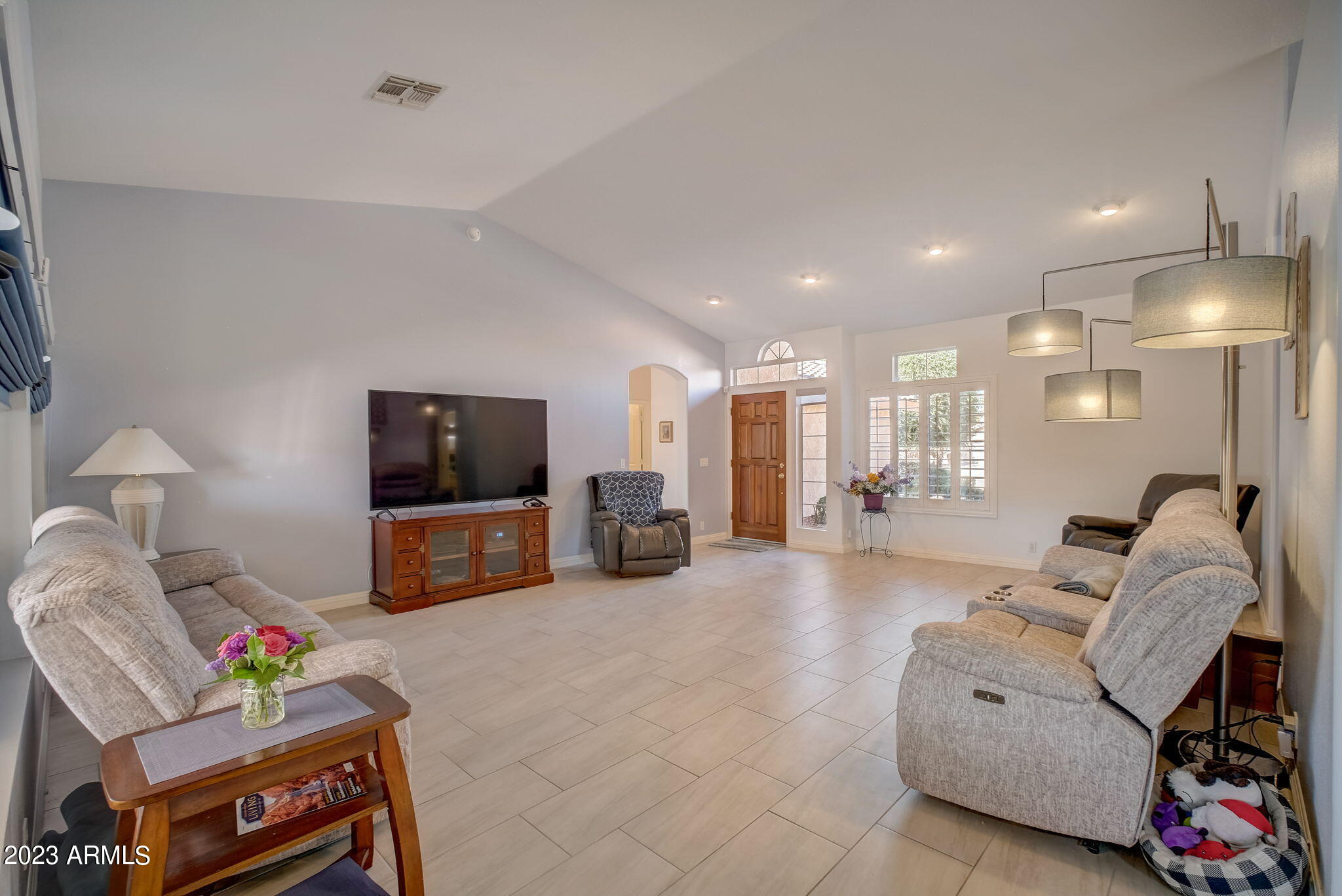 8305 W ESCUDA Drive