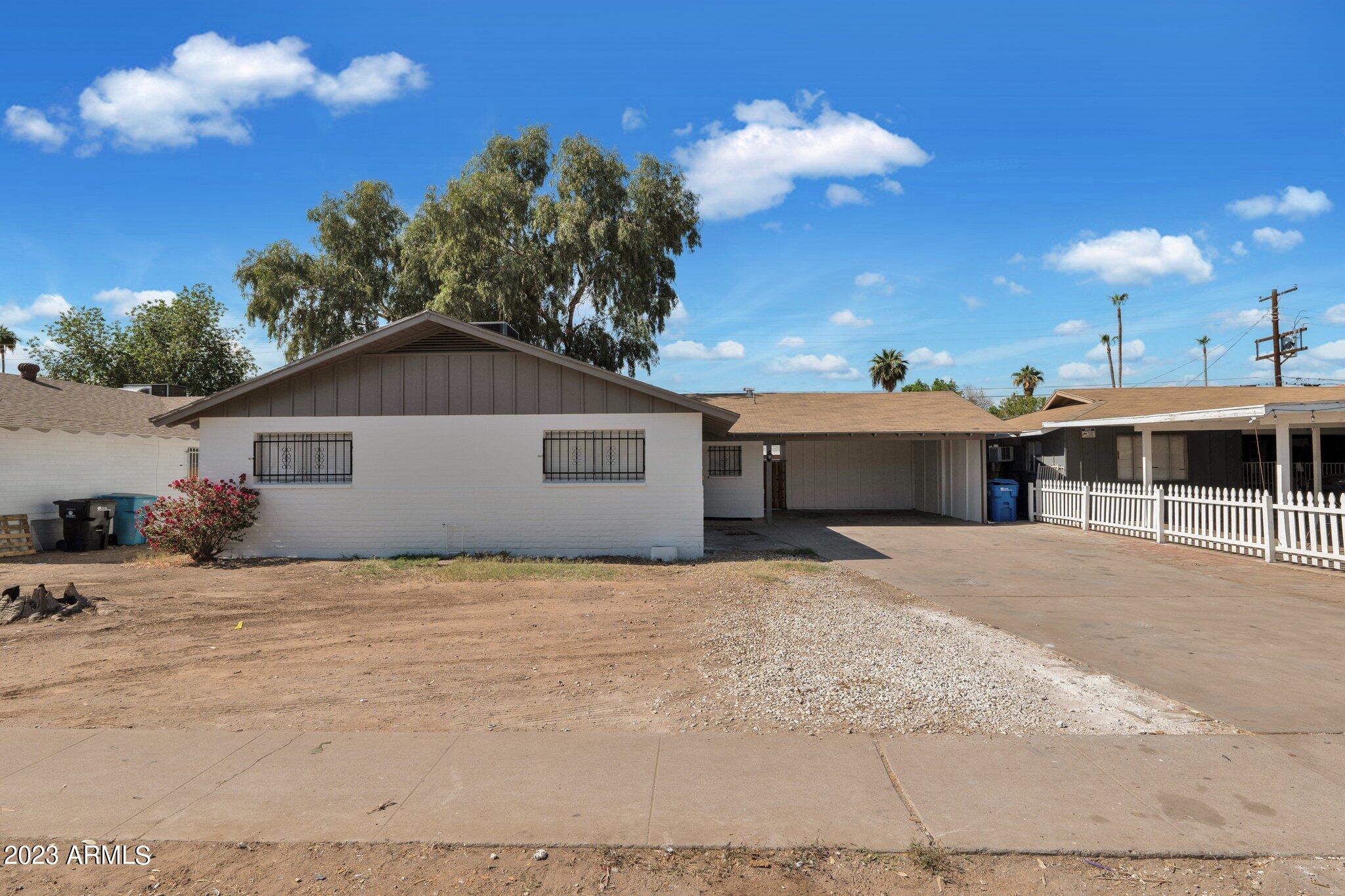 4744 N 39TH Avenue