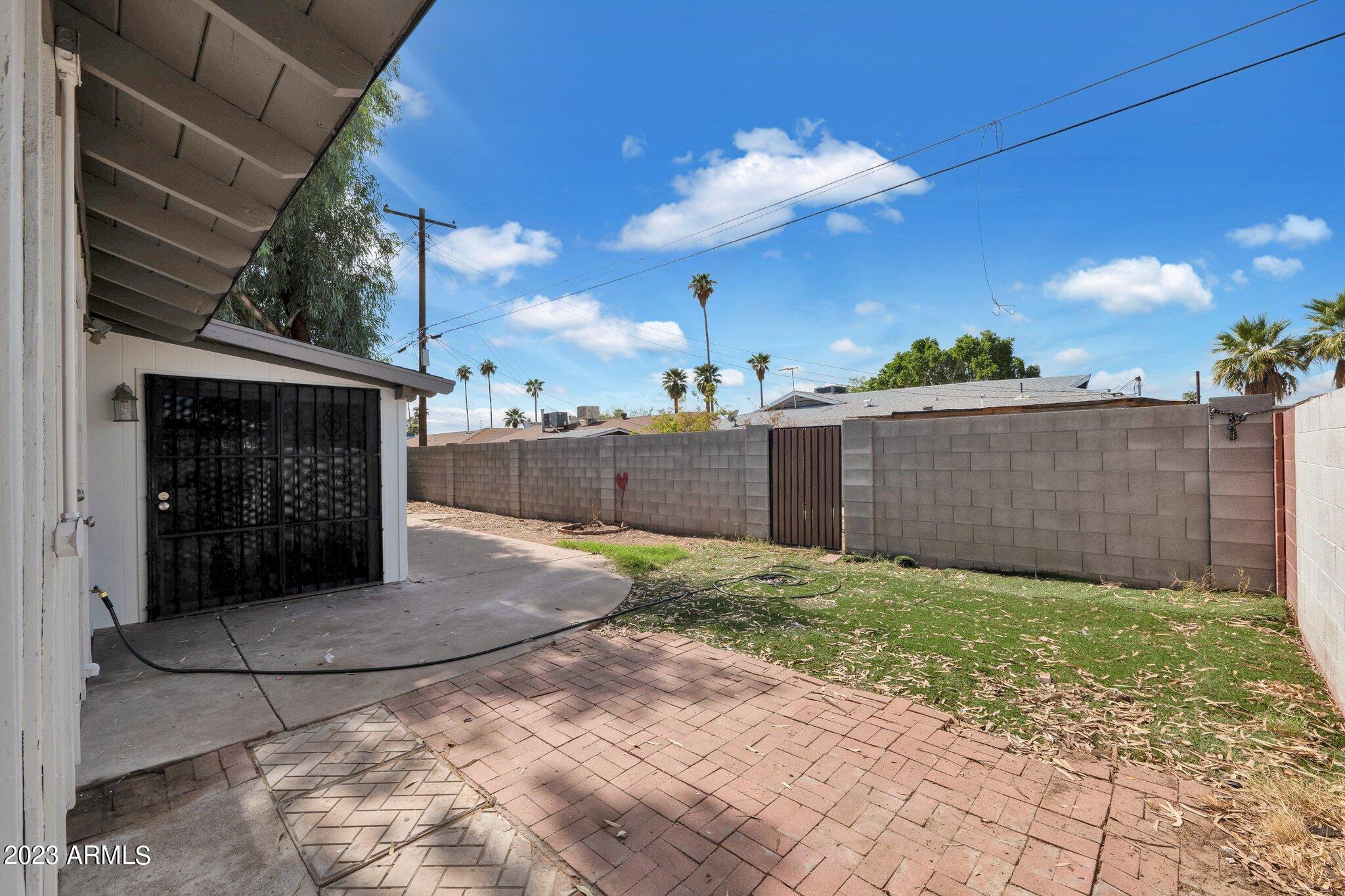 4744 N 39TH Avenue