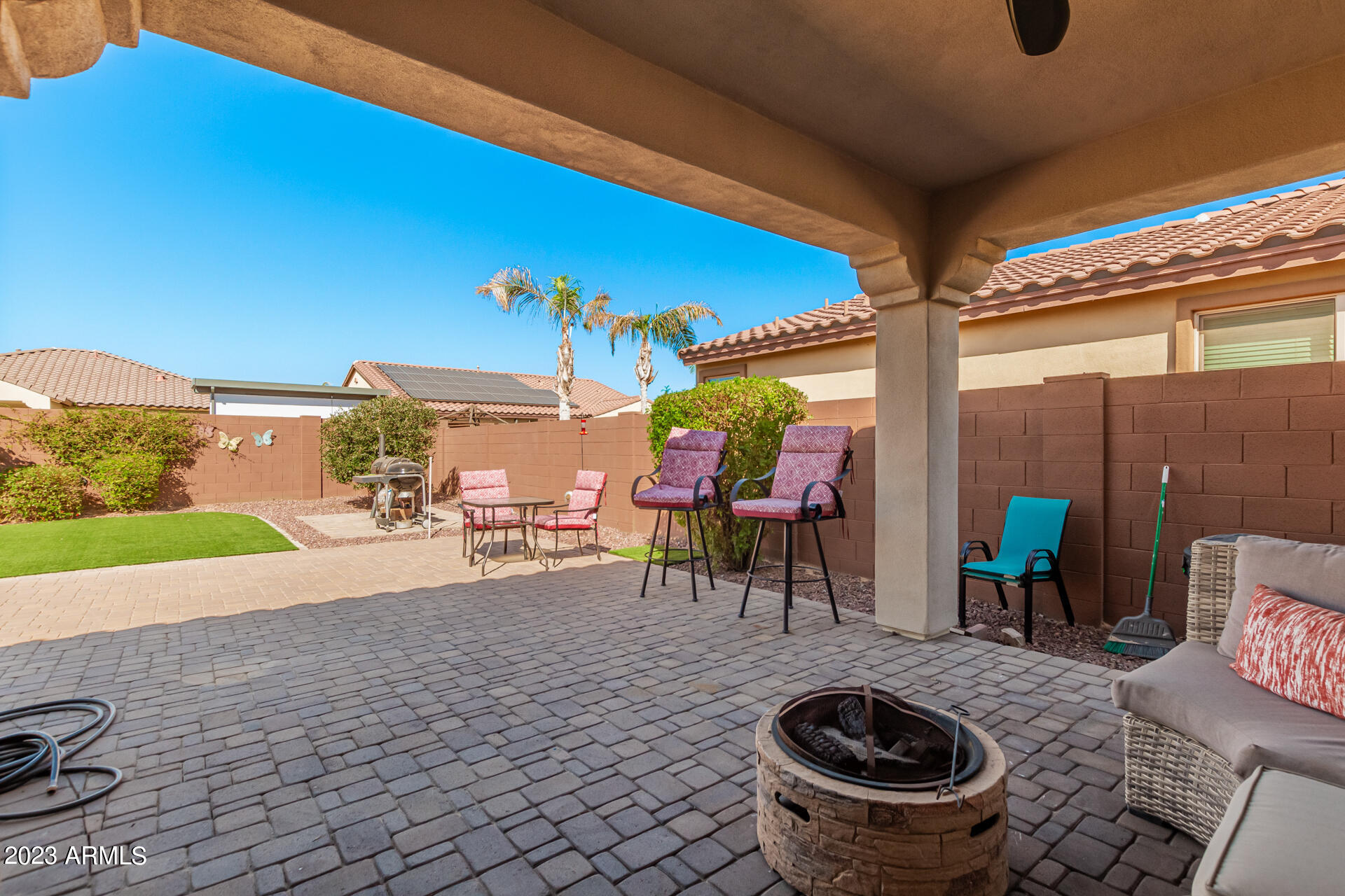 14894 W LUNA Circle