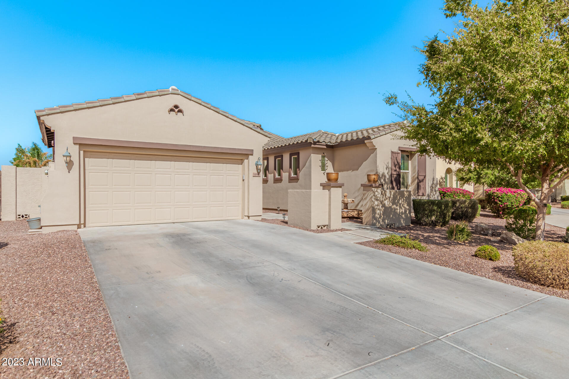 14894 W LUNA Circle