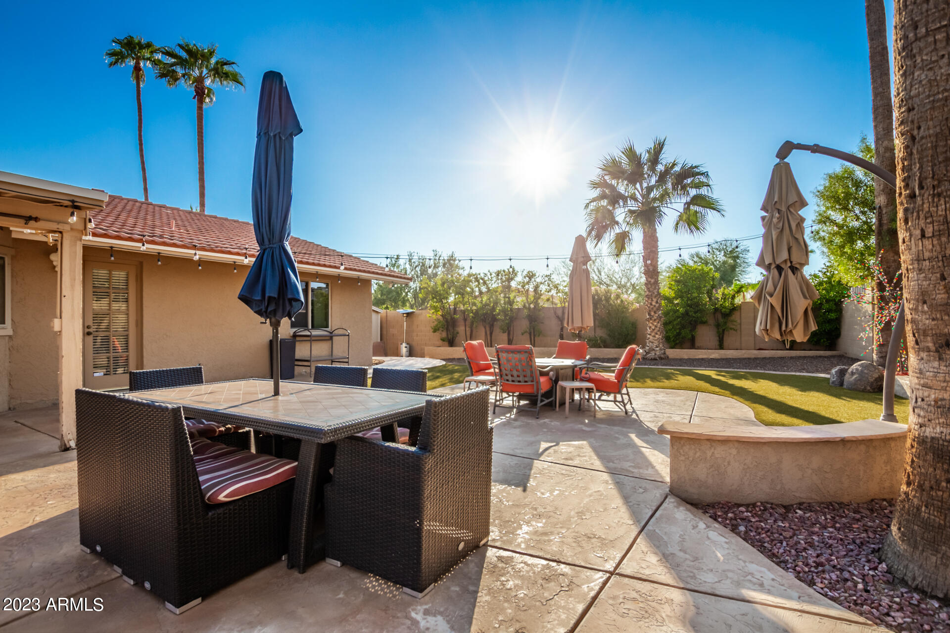302 E CAROL ANN Way