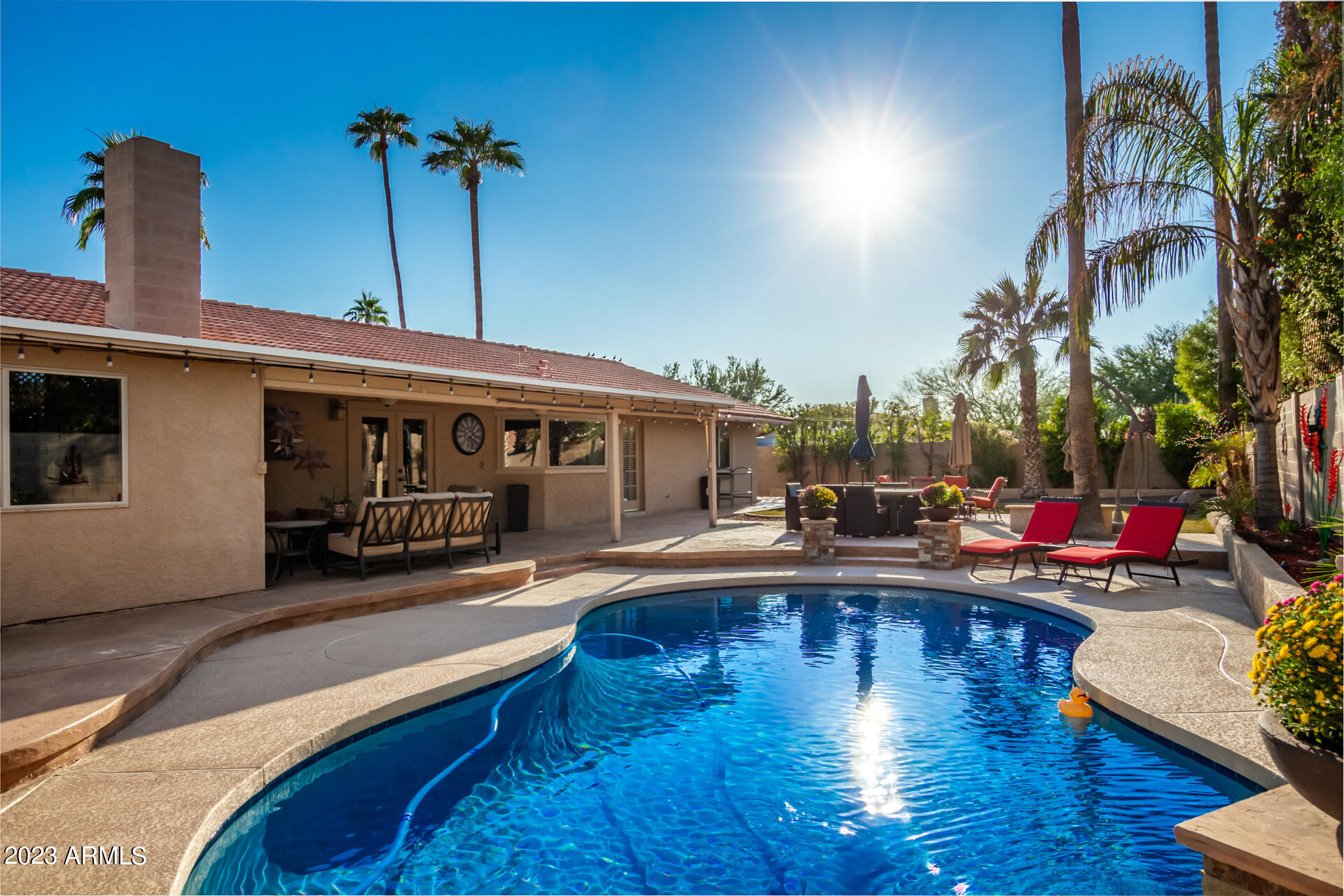 302 E CAROL ANN Way