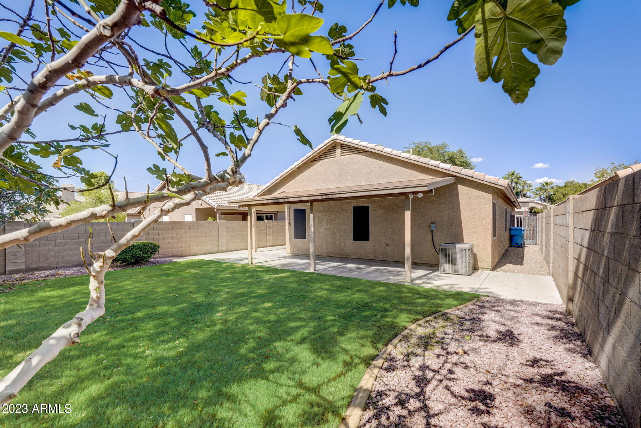 6615 W Desert Hollow Drive
