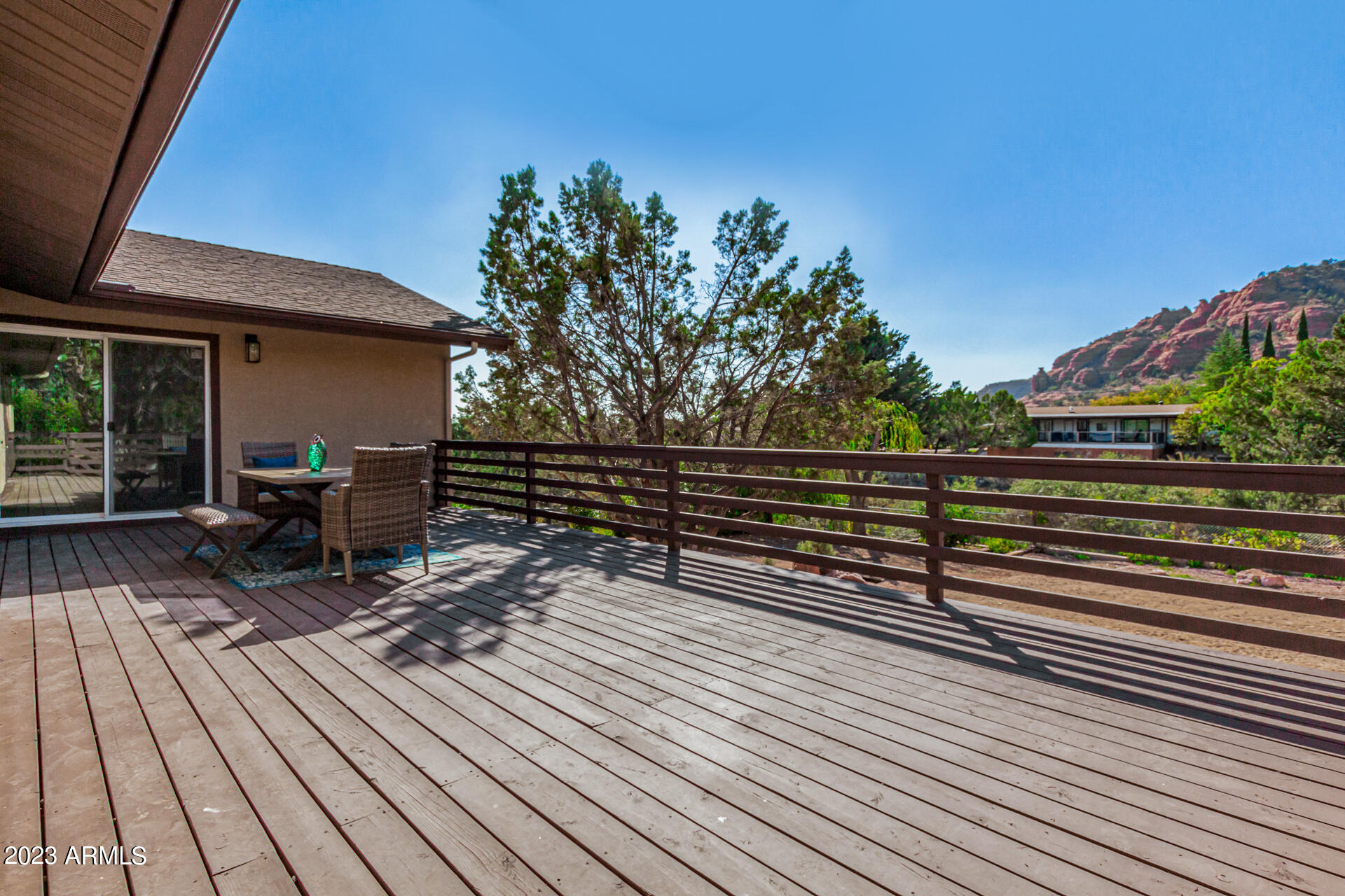 95 MEANDER Way