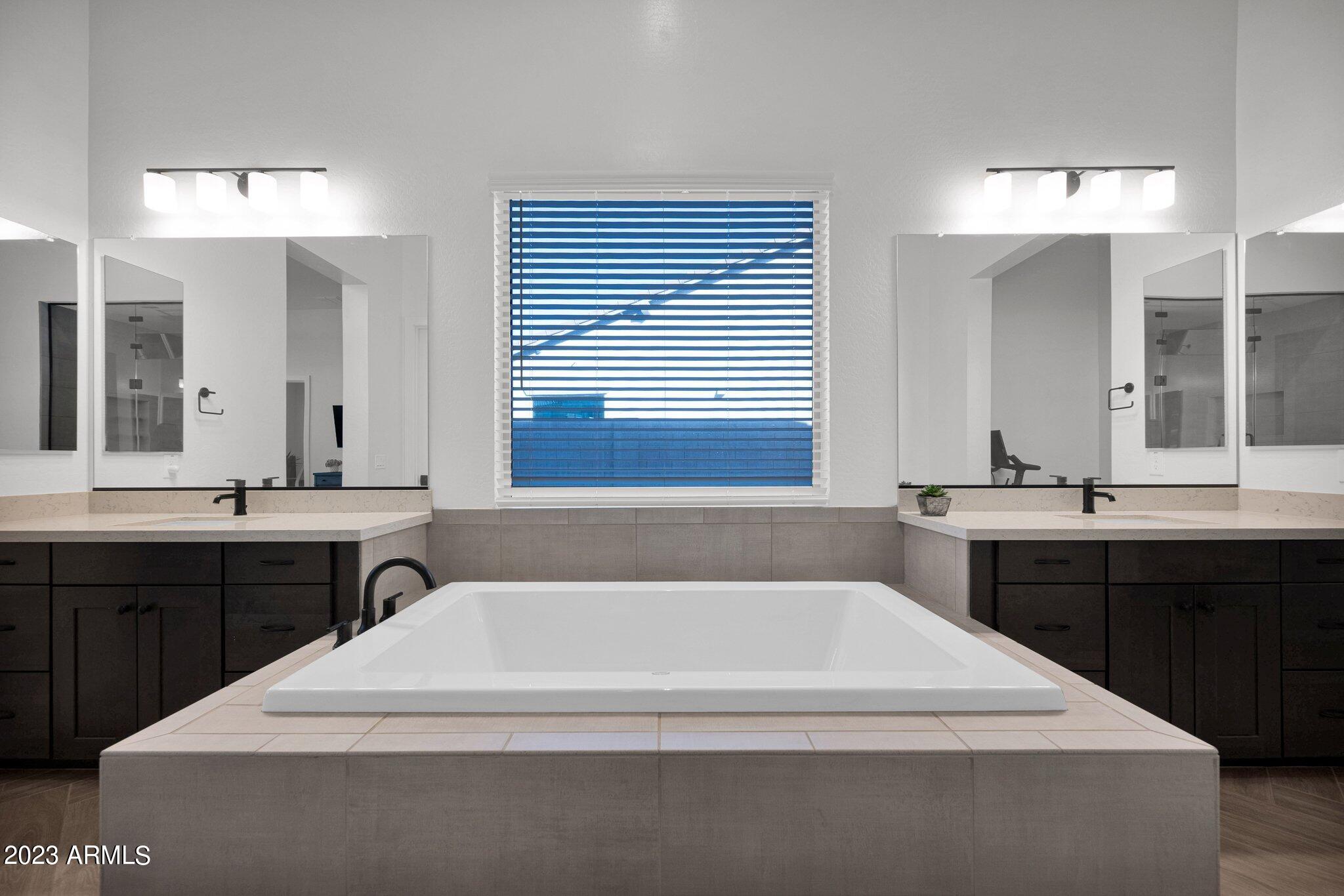 9238 W VILLA CHULA --