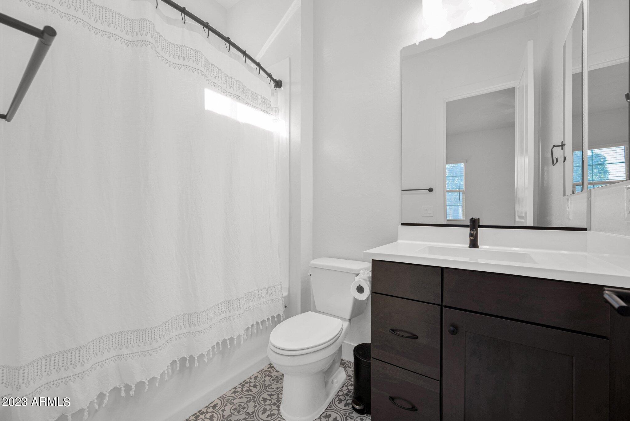 9238 W VILLA CHULA --