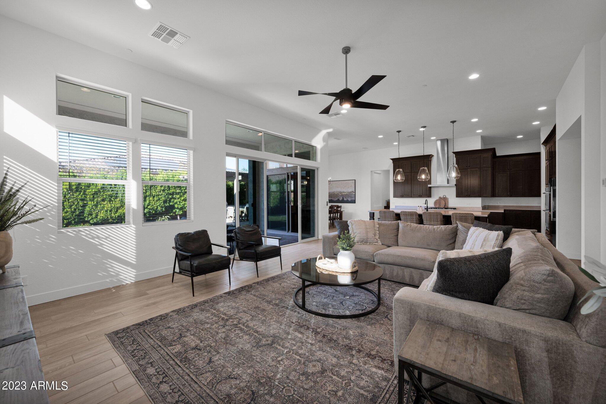 9238 W VILLA CHULA --