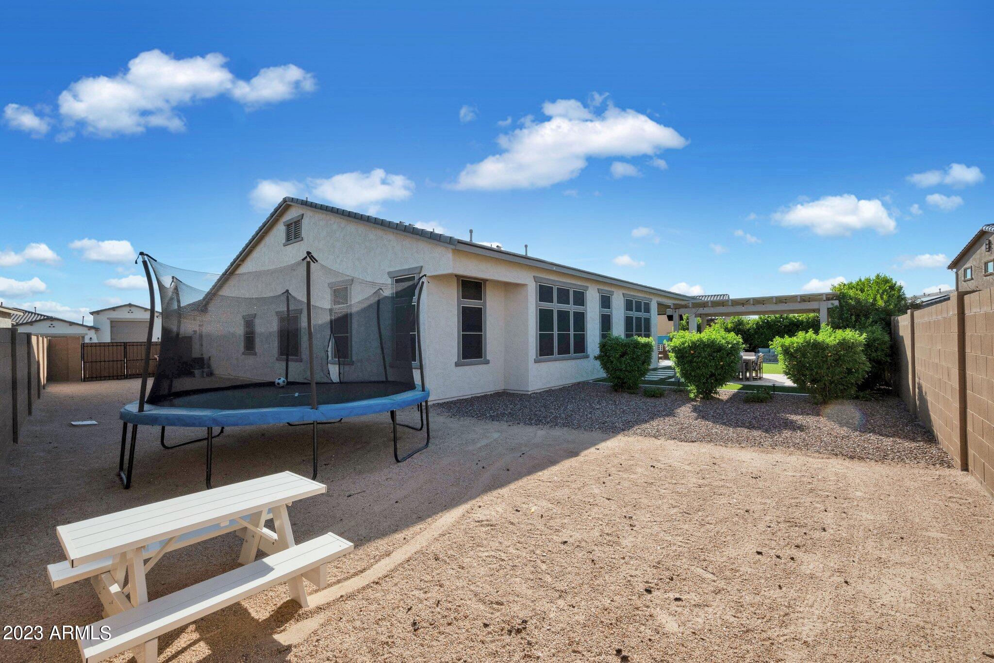 9238 W VILLA CHULA --