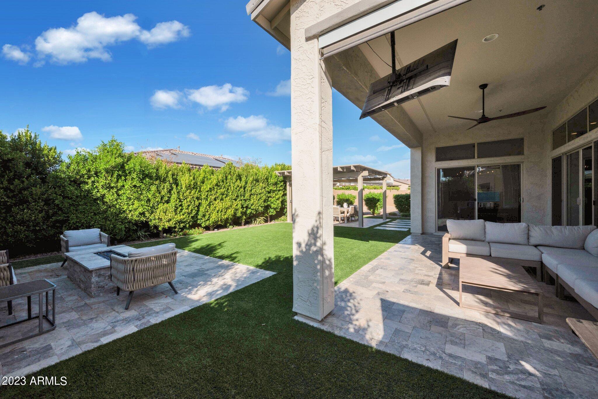 9238 W VILLA CHULA --