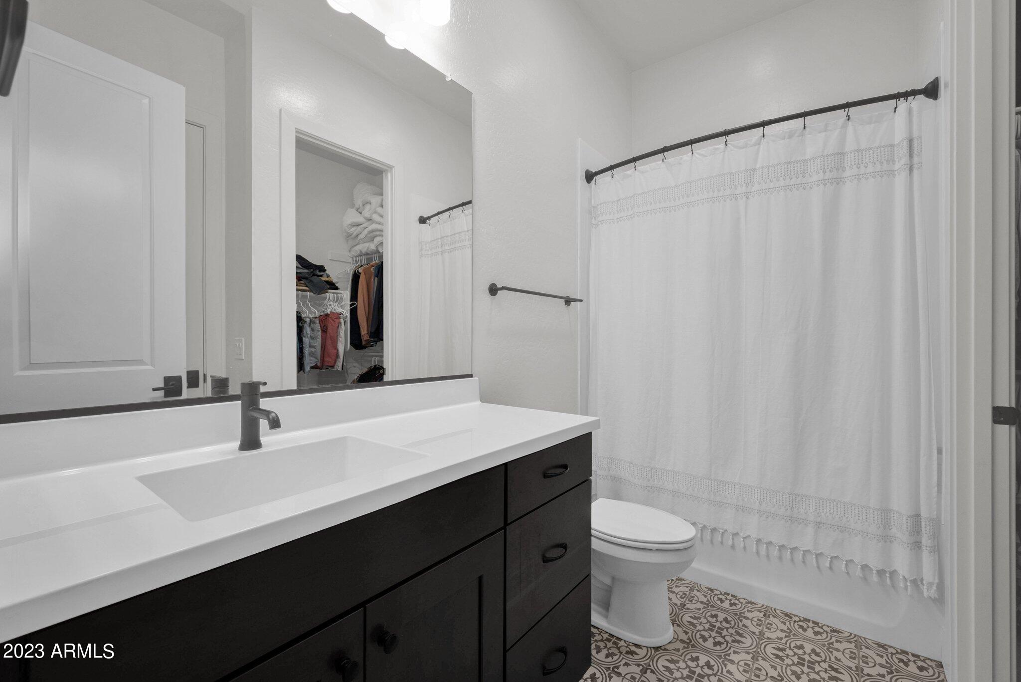 9238 W VILLA CHULA --