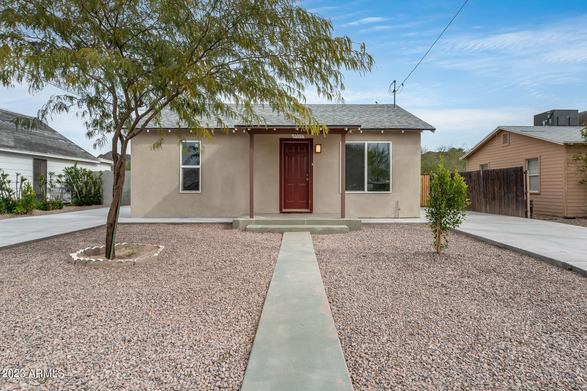8921 N 10TH Street
