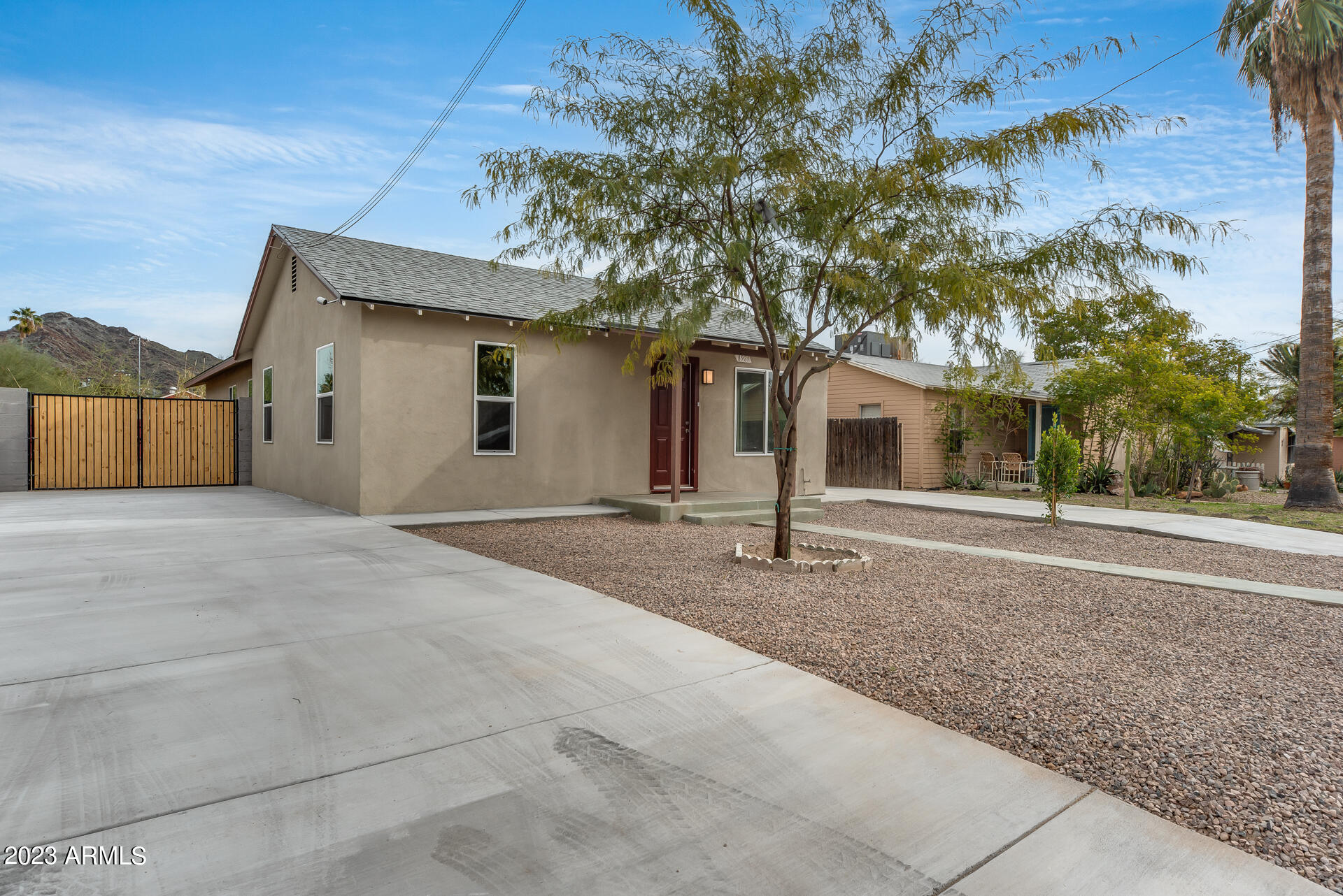 8921 N 10TH Street