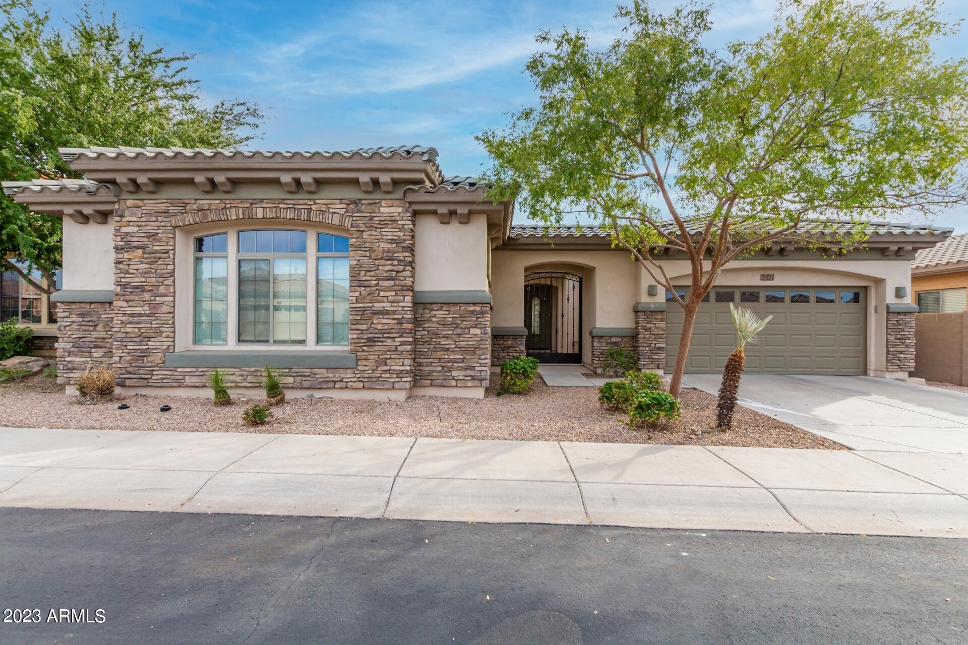 2321 W MINERAL Road