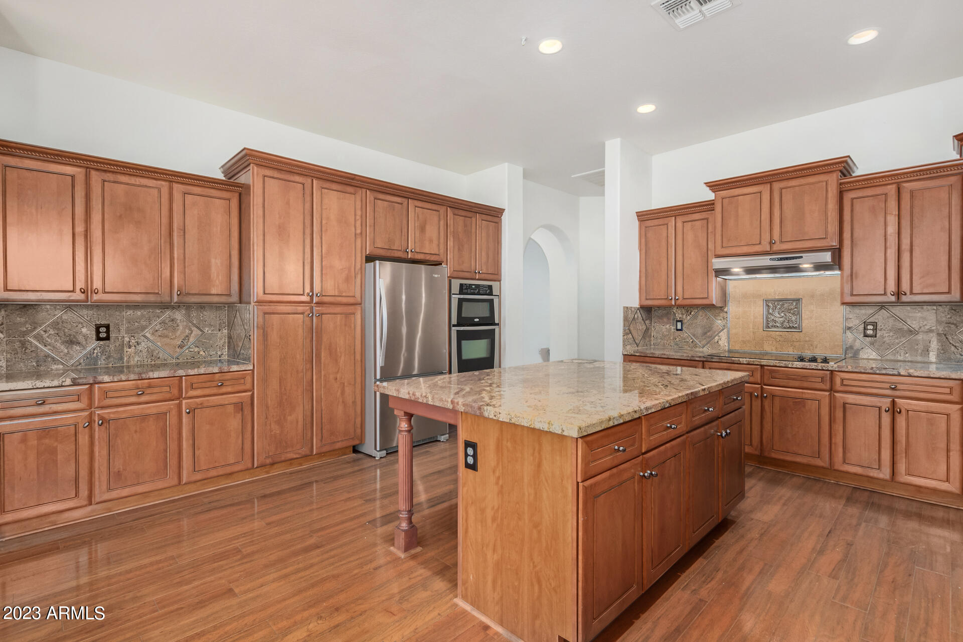 2321 W MINERAL Road
